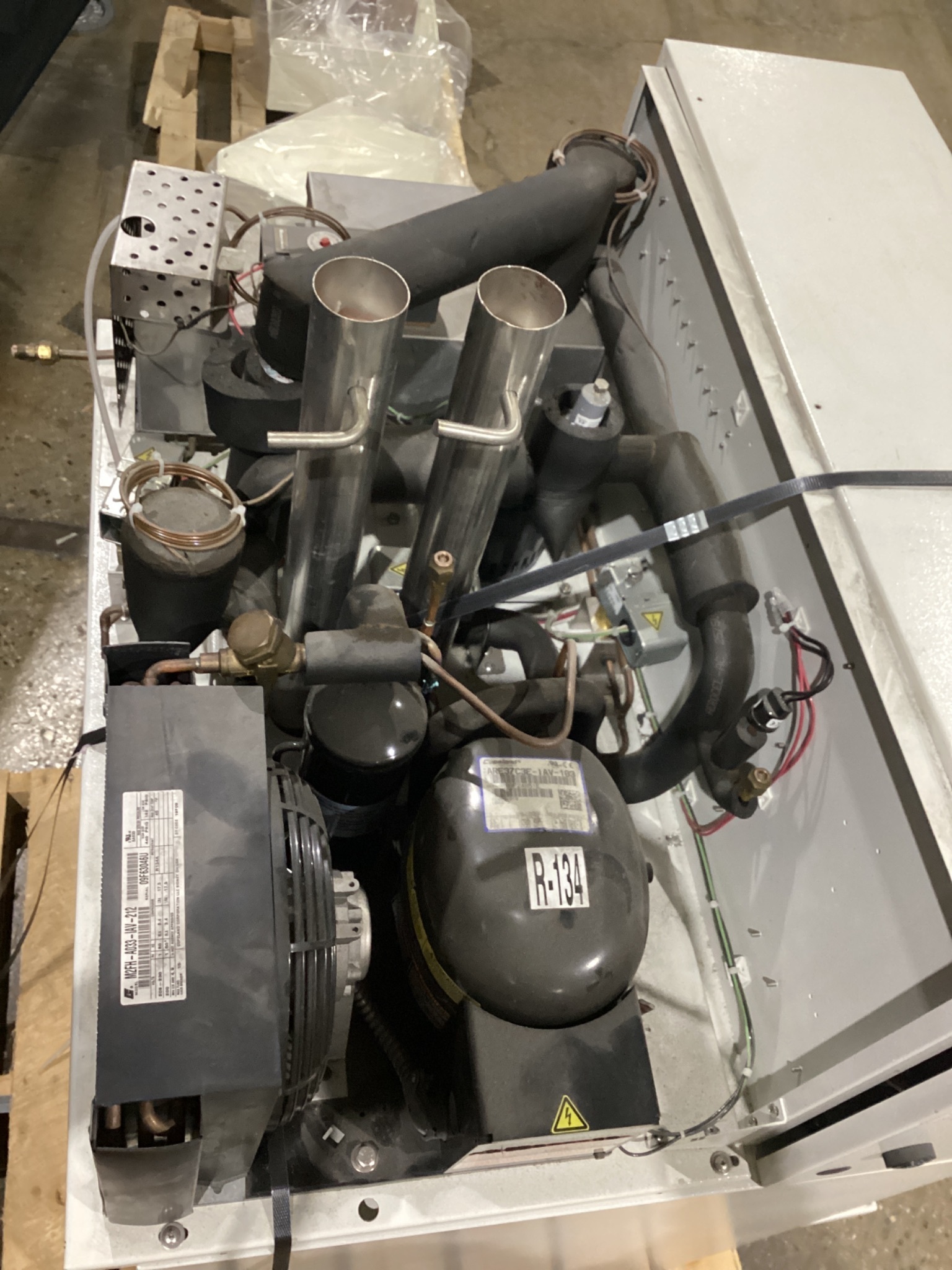 THERMAL PRODUCT SOLUTIONS CEO910-4 ENVIRONMENTAL CHAMBER USED 4