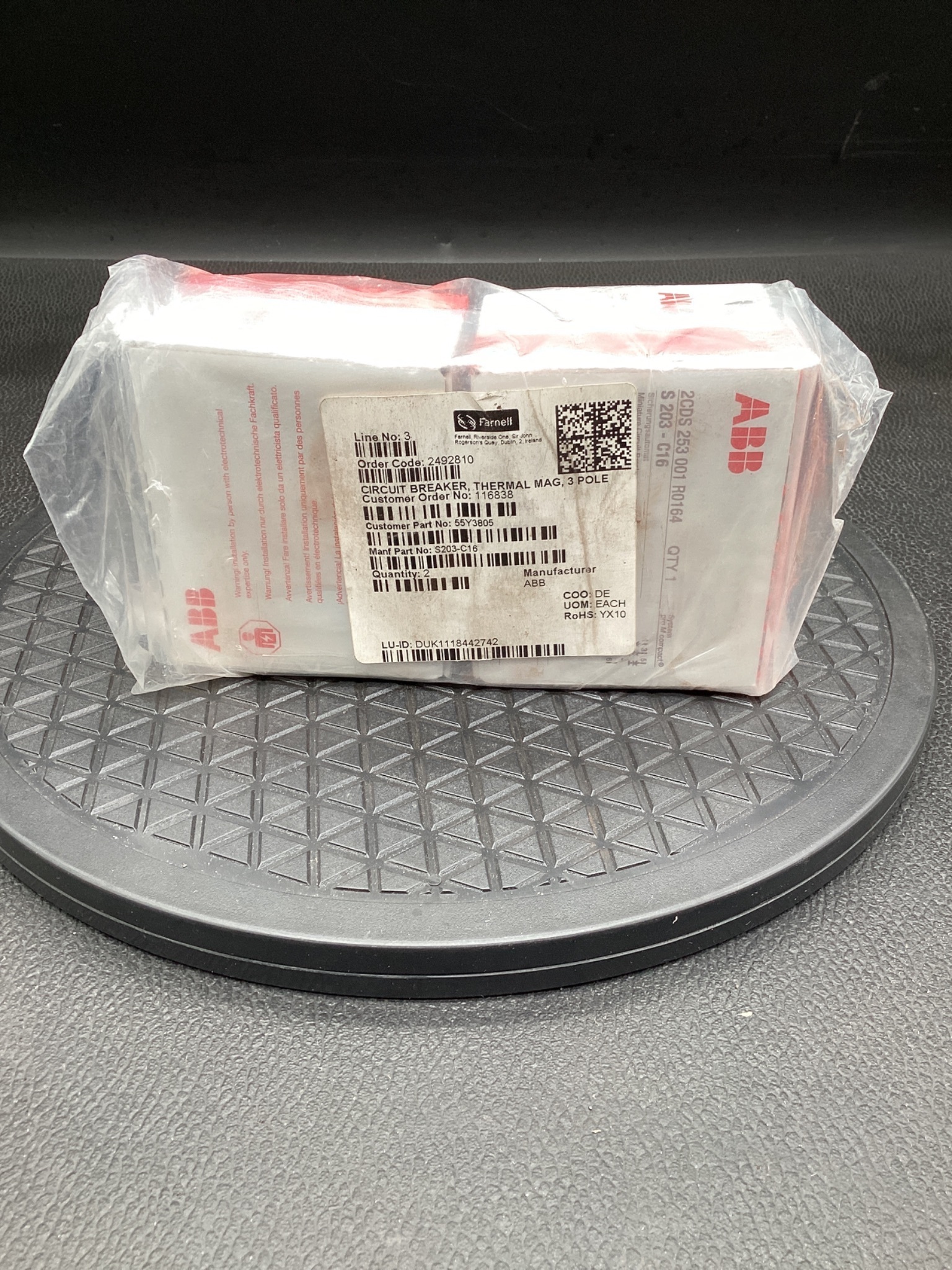 ABB S203-C16 Miniature Circuit Breaker 3-Pole 16A (Lot of 2) NEW 2