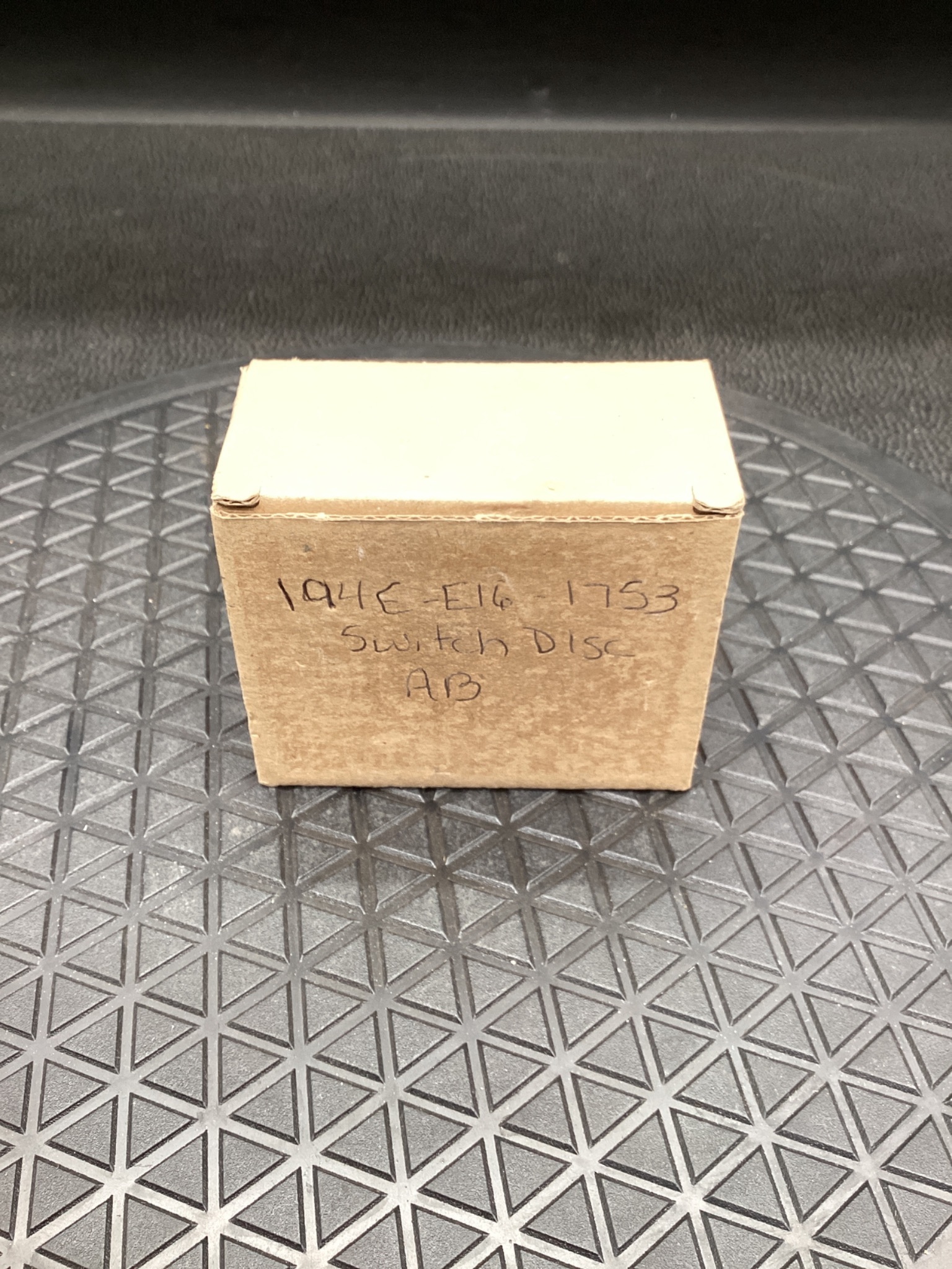 Allen-Bradley 194E-E16-1753 Switch Disconnector USED 1