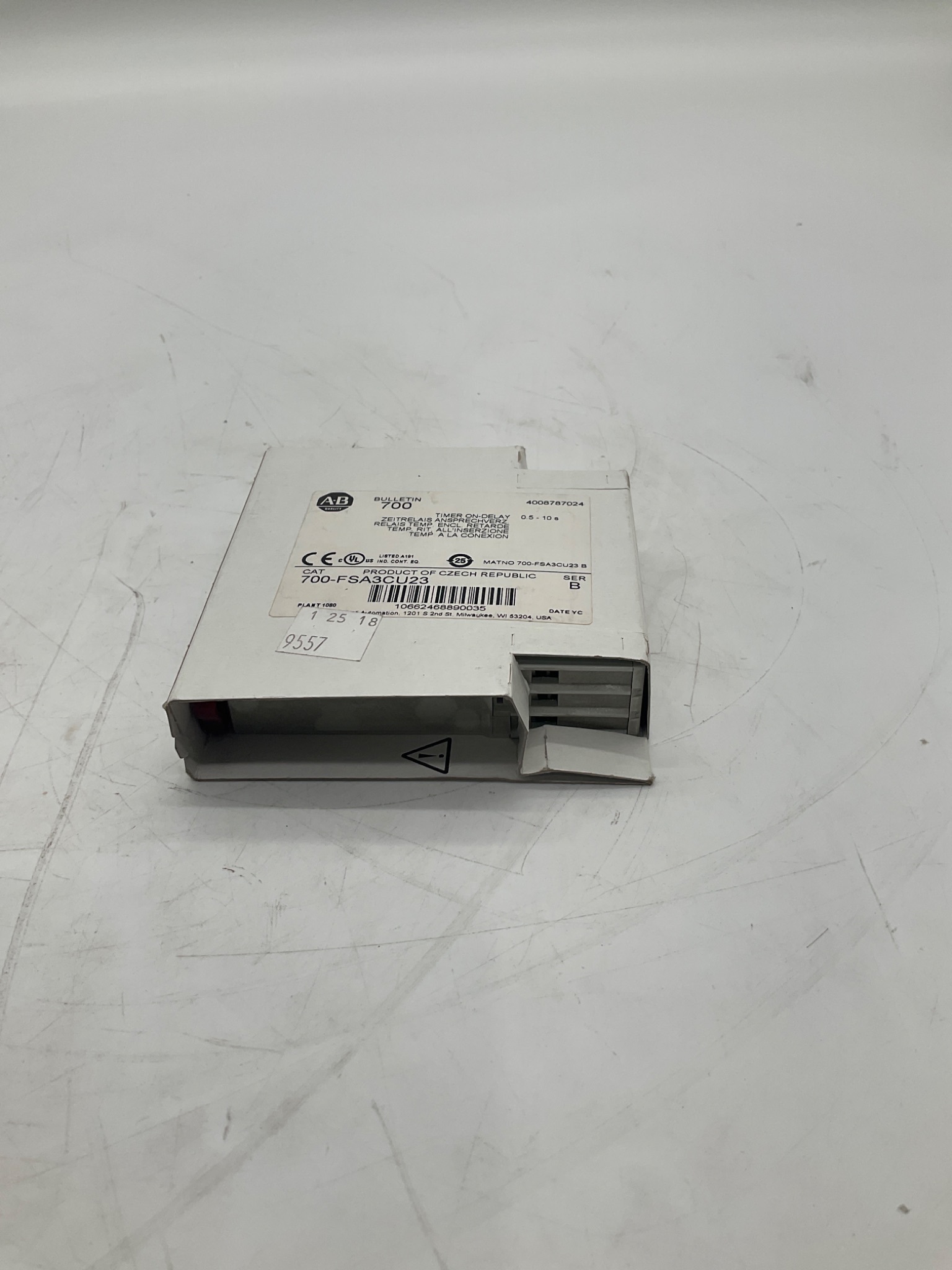 Allen-Bradley 700-FSA3CU23 Time Delay Relay NEW 0