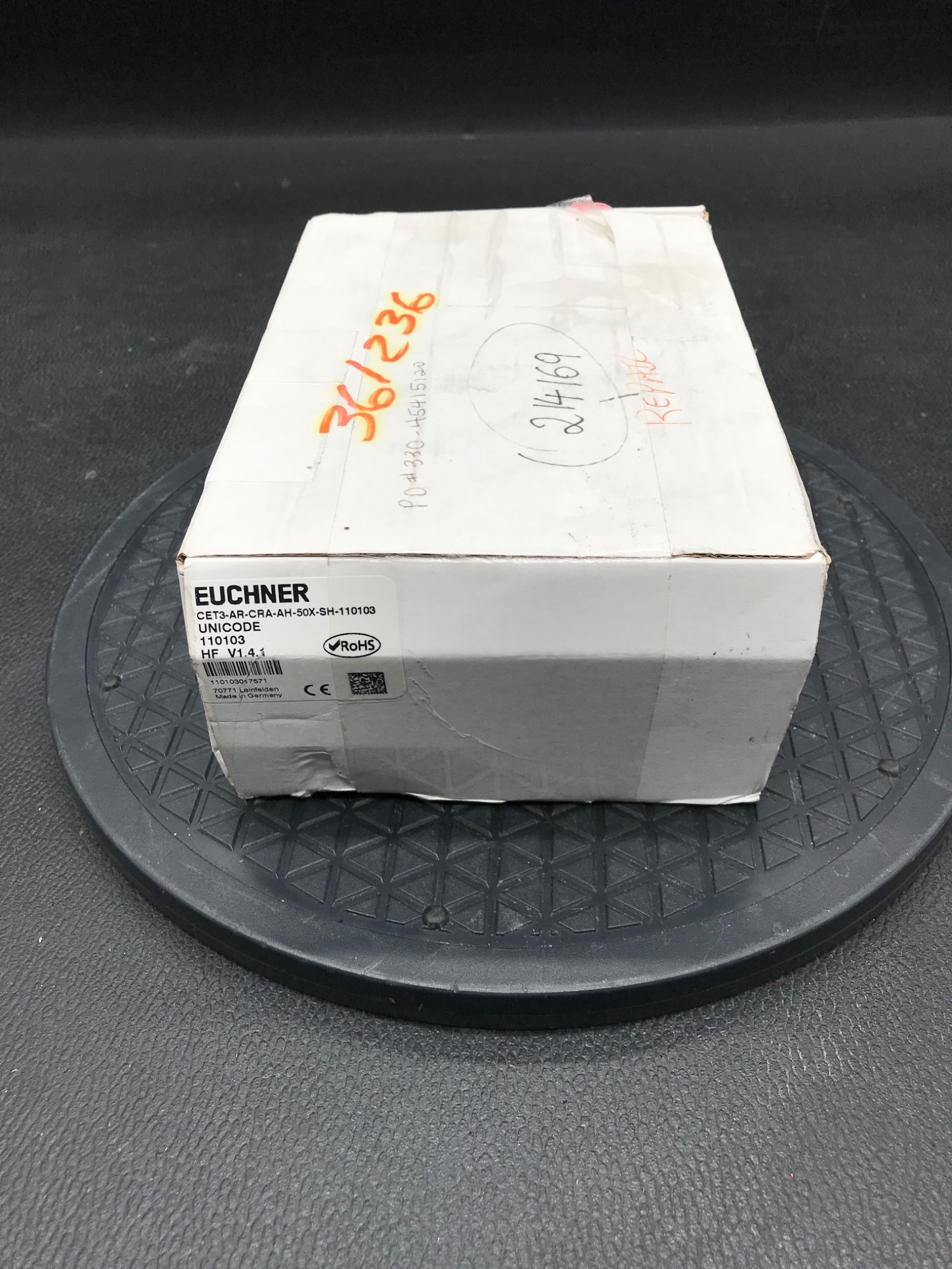 EUCHNER CET3-AR-CRA-AH-50X-SH-110103 Safety Switch with Guard Locking NEW 1