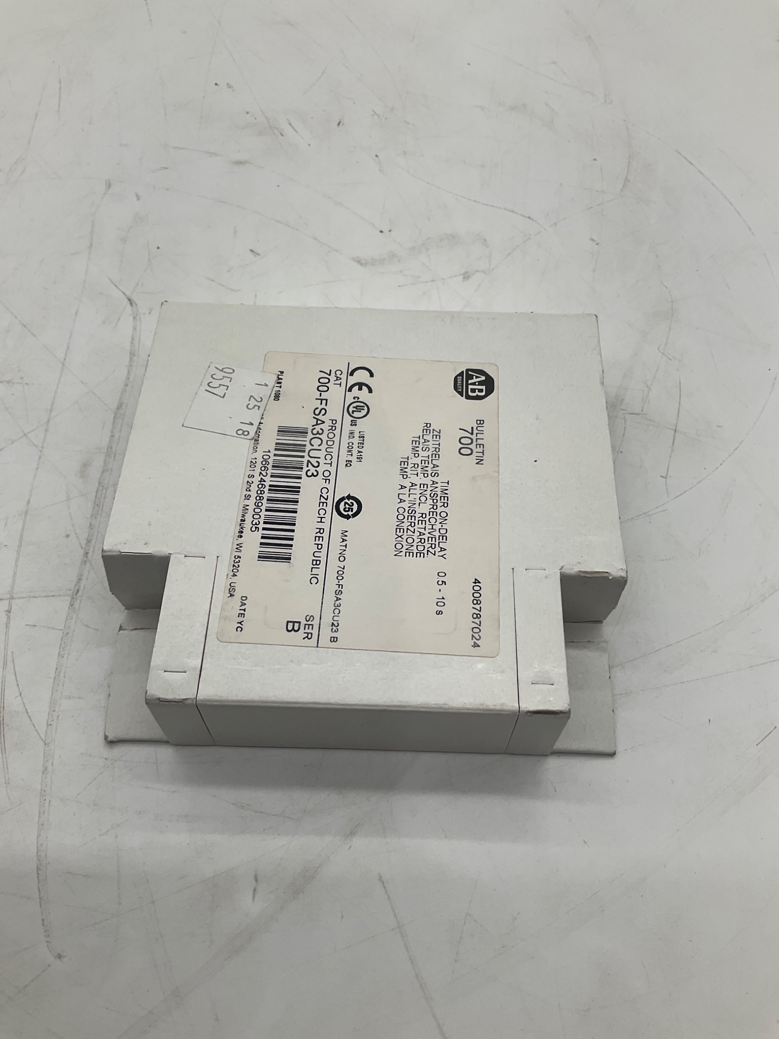 Allen-Bradley 700-FSA3CU23 Time Delay Relay NEW 3
