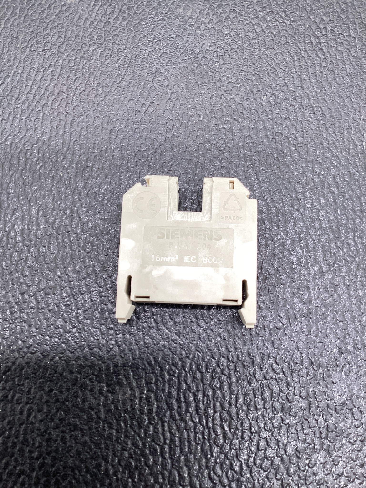 Siemens 8WA1204 Feed-Through Terminal Block (Box of 20) NEW 2