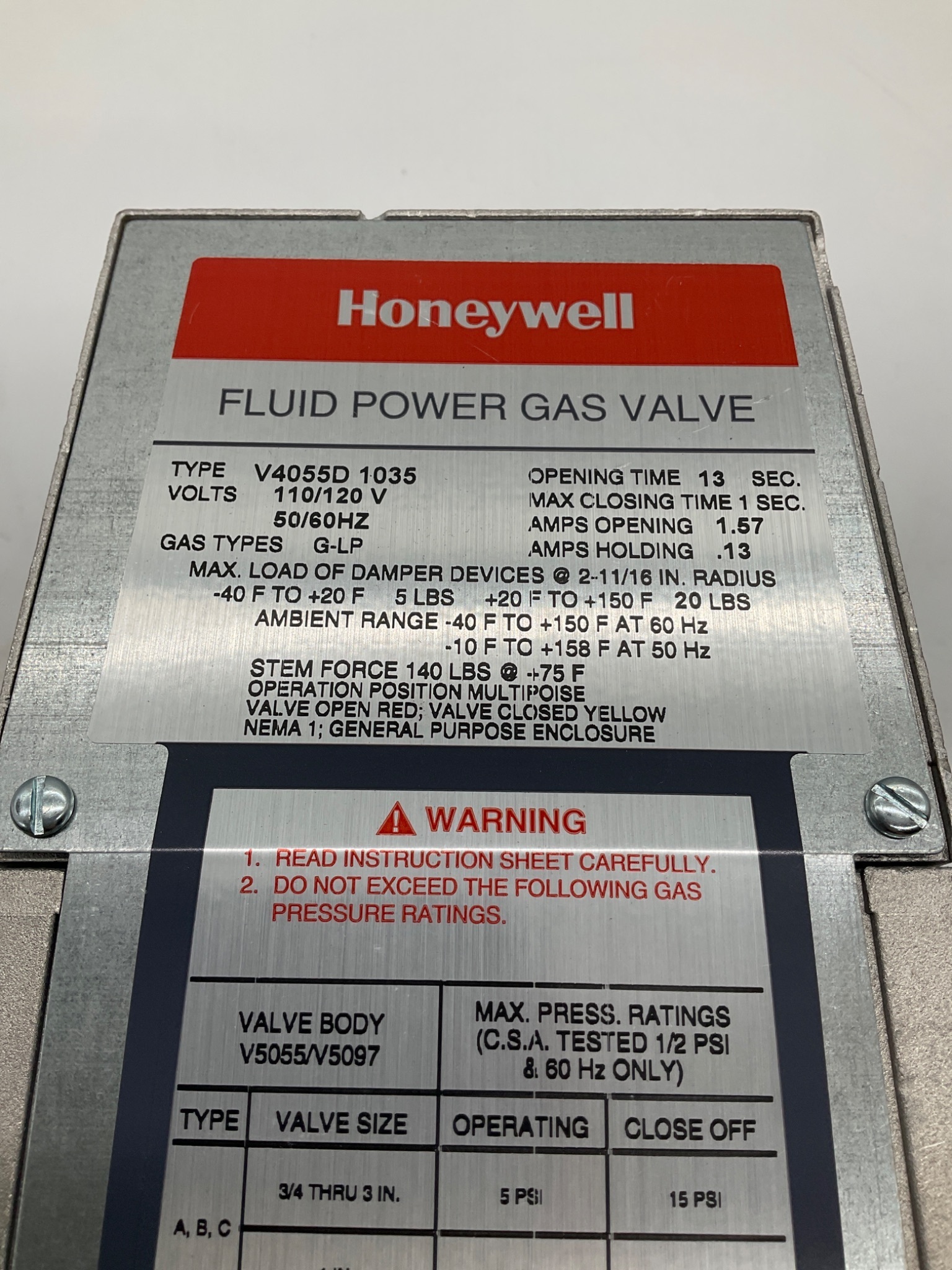 Honeywell V4055D1035 Fluid Power Gas Valve 1/2in 120VAC NEW 3