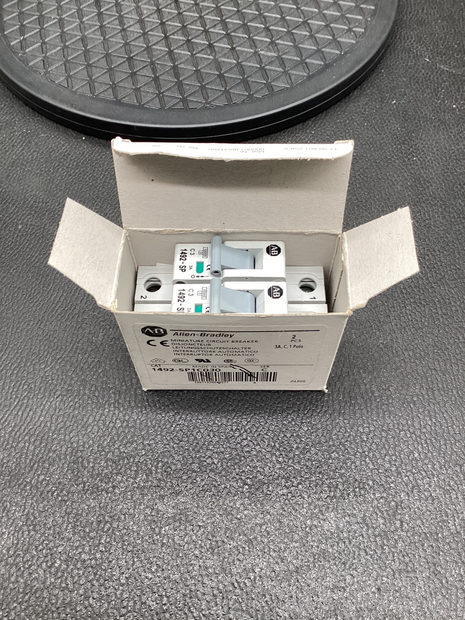 Allen-Bradley 1492-SP1C030 Supplementary Protector 1-Pole 3A (Box of 2) NEW 4