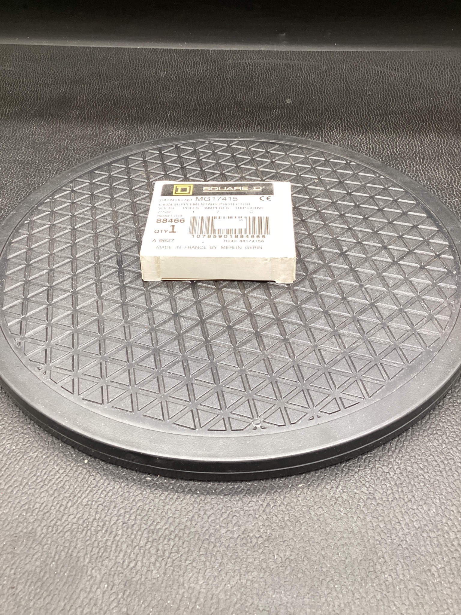 Square D MG17415 Multi 9 C60 Supplementary Protector 1-Pole 7A NEW 0