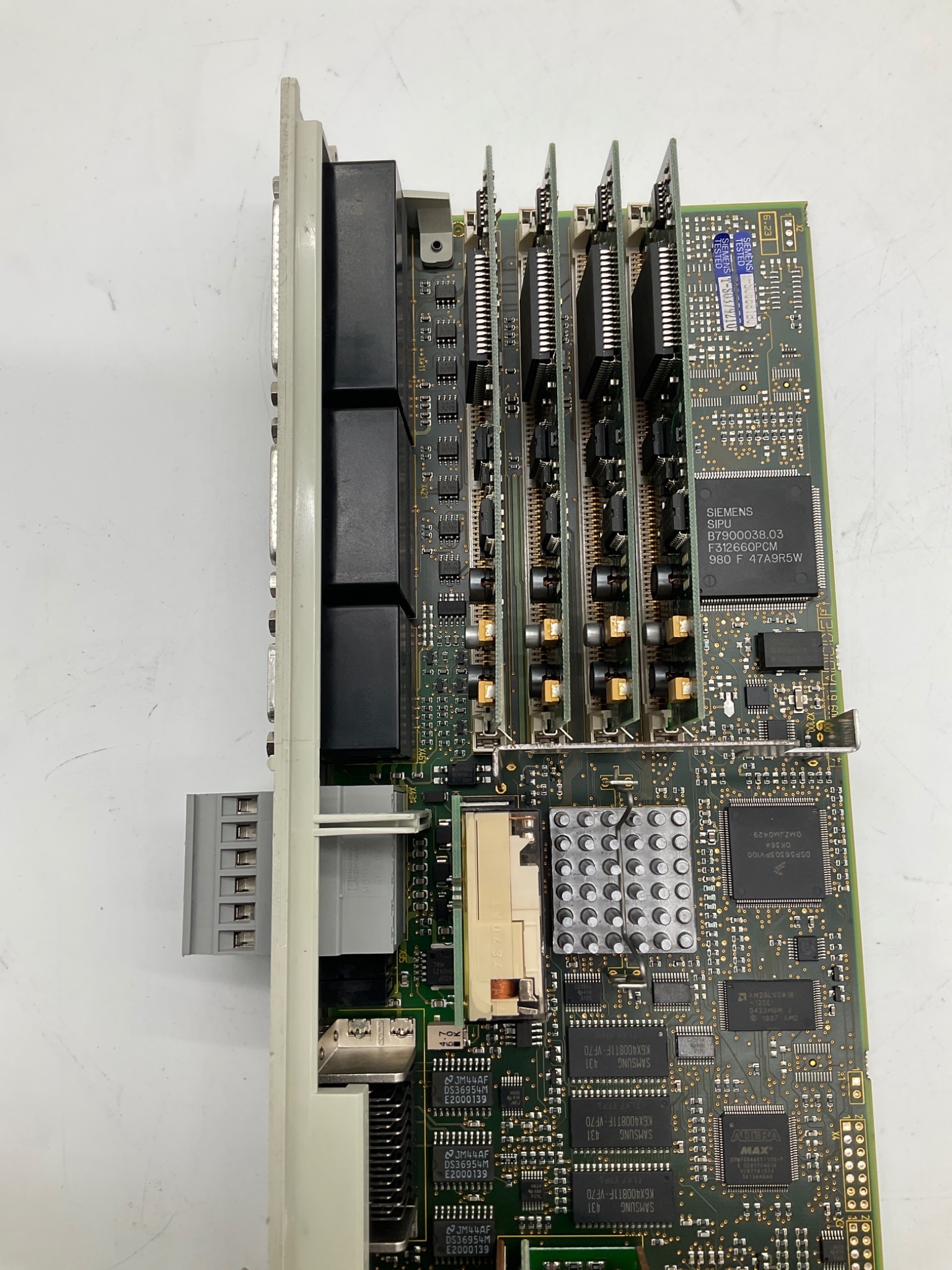 SIEMENS 6SN1118-0DM33-0AA0 SIMODRIVE 611 Digital Control Module USED 4