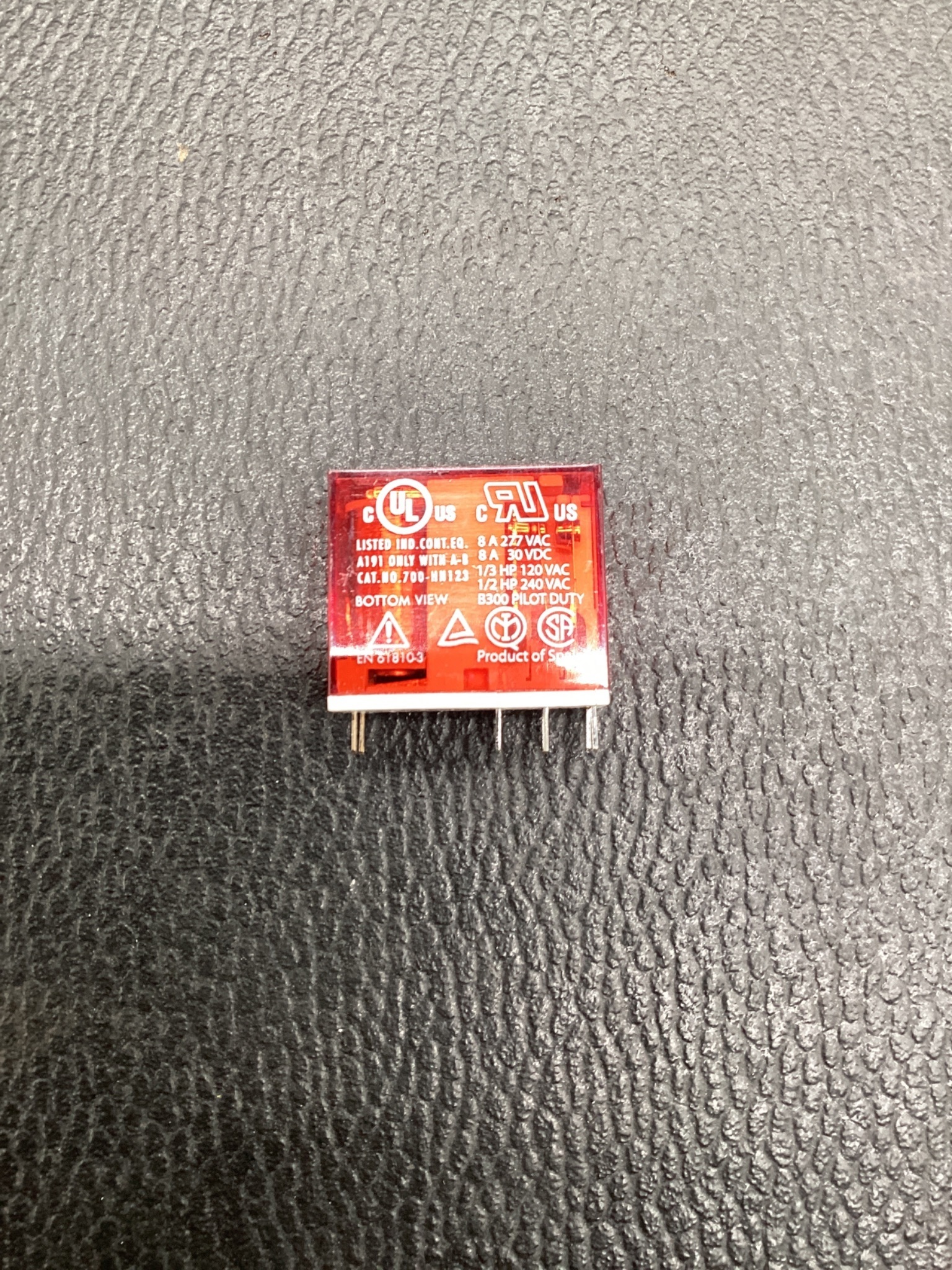 Allen-Bradley 700-HPS2Z24 General Purpose Relay 24VDC (Box of 4) NEW 2