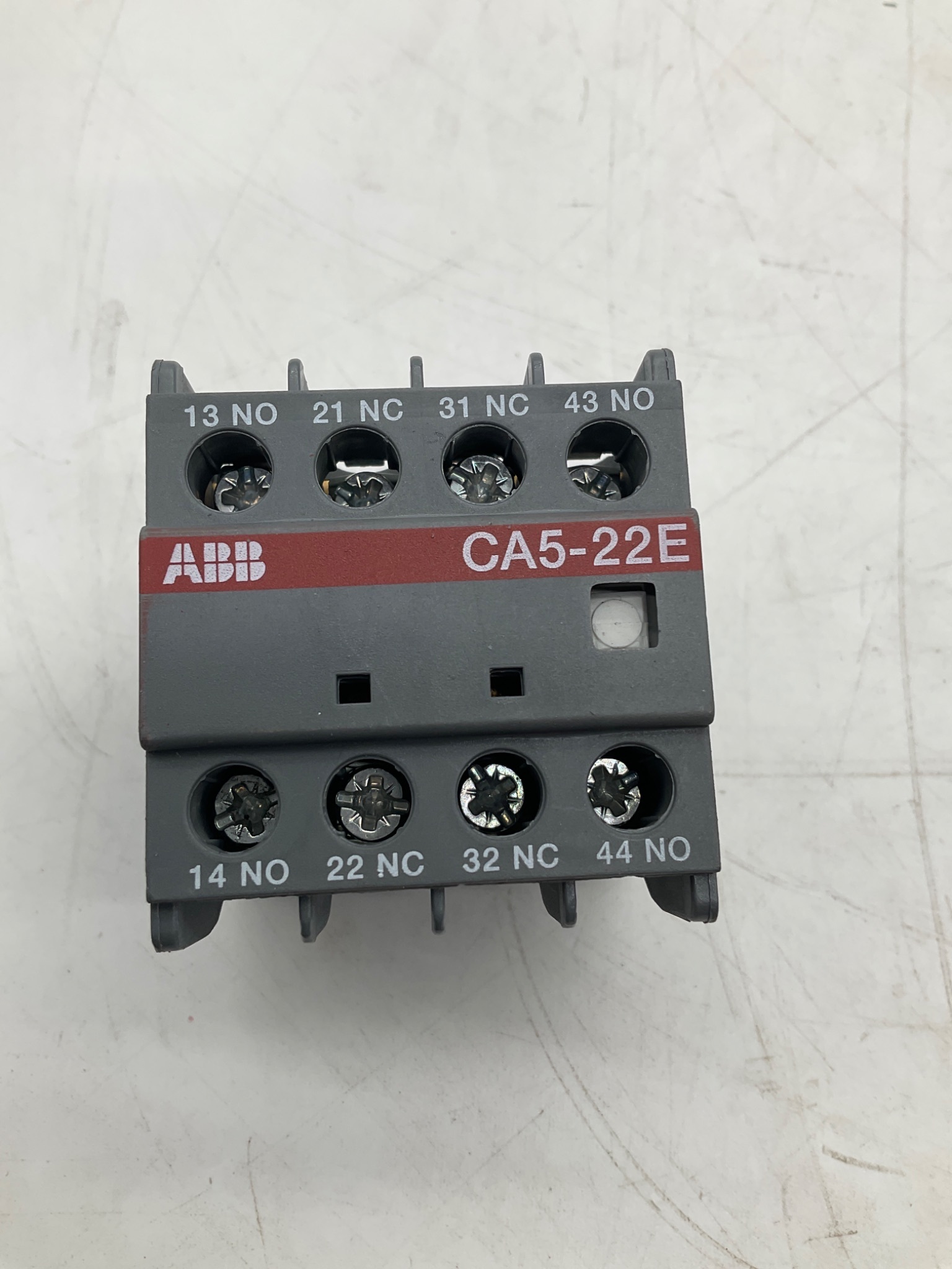 ABB CA5-22E Auxiliary Contact Block 2NO 2NC USED 1