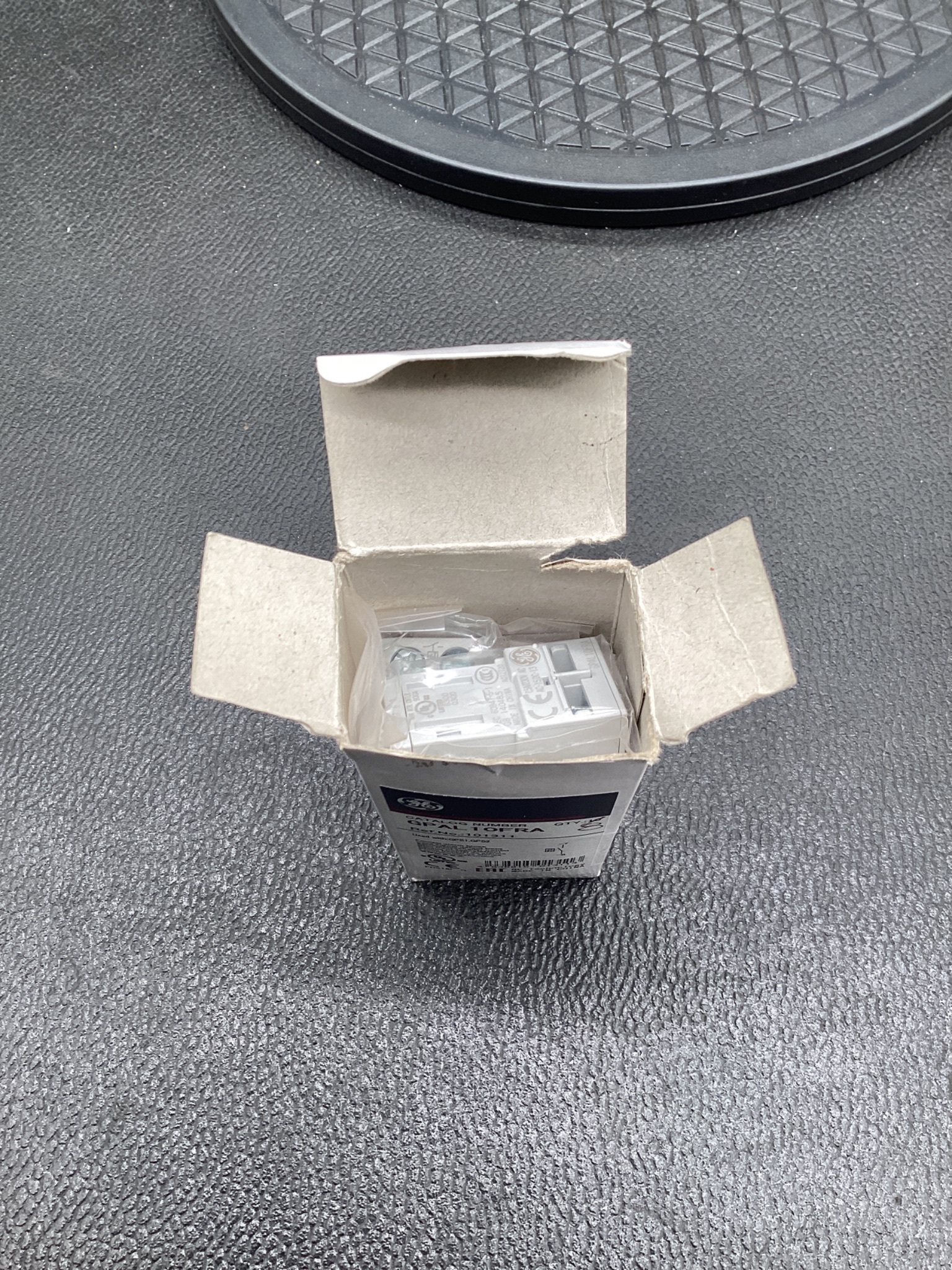 General Electric GPAL10FRA Front Alarm Block (Box of 8) NEW 3