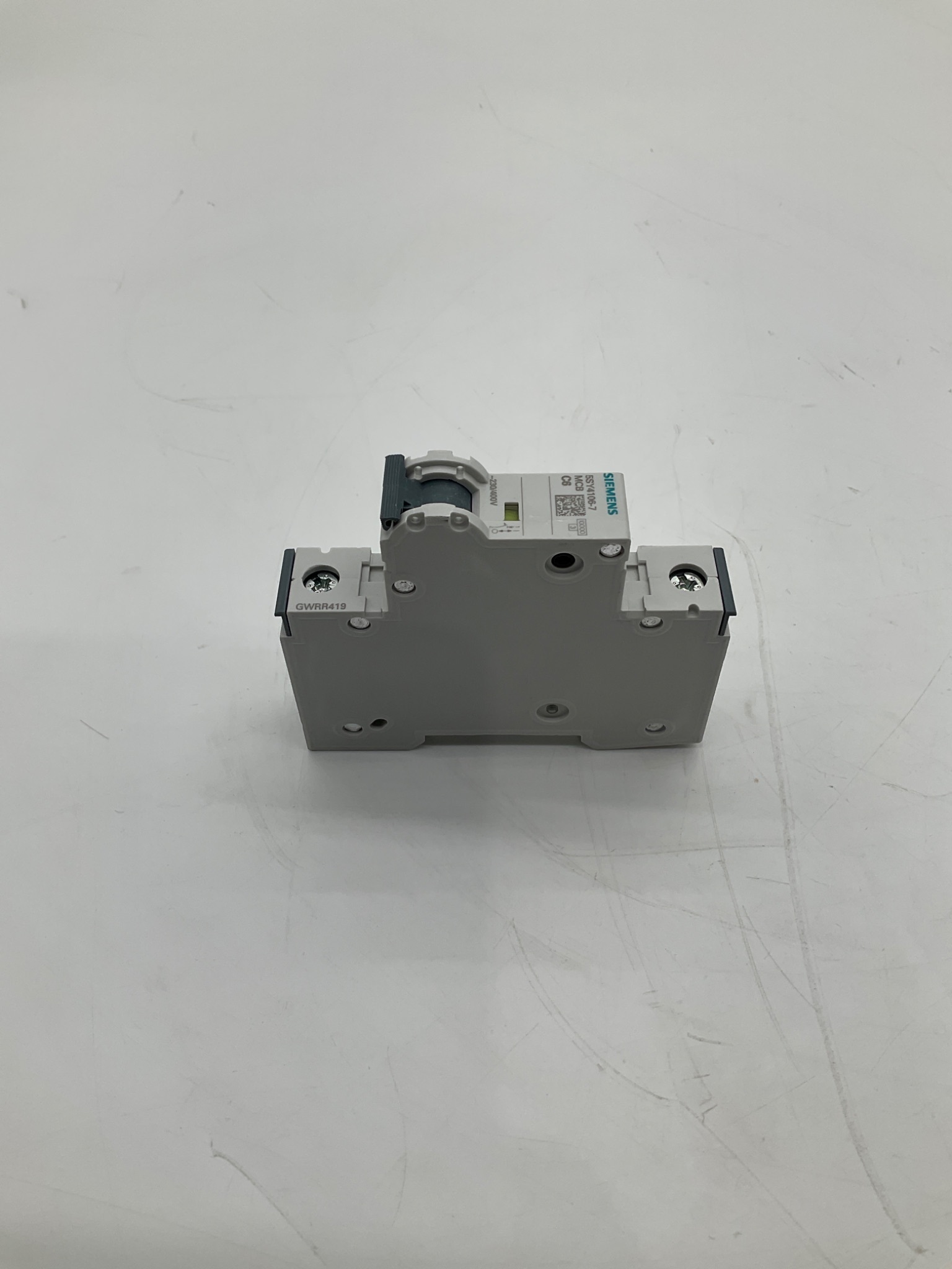 Siemens 5SY4106-7 Miniature Circuit Breaker C6 1-Pole USED 2