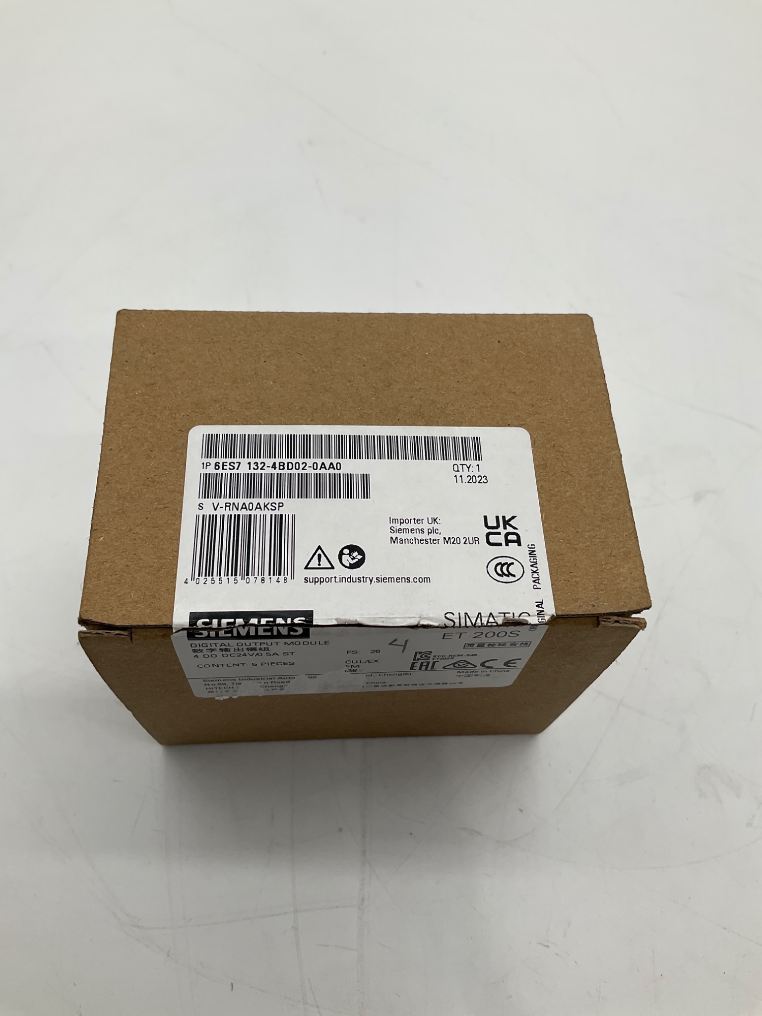 Siemens 6ES7 132-4BD02-0AA0 SIMATIC ET 200S Digital Output Module NEW 1