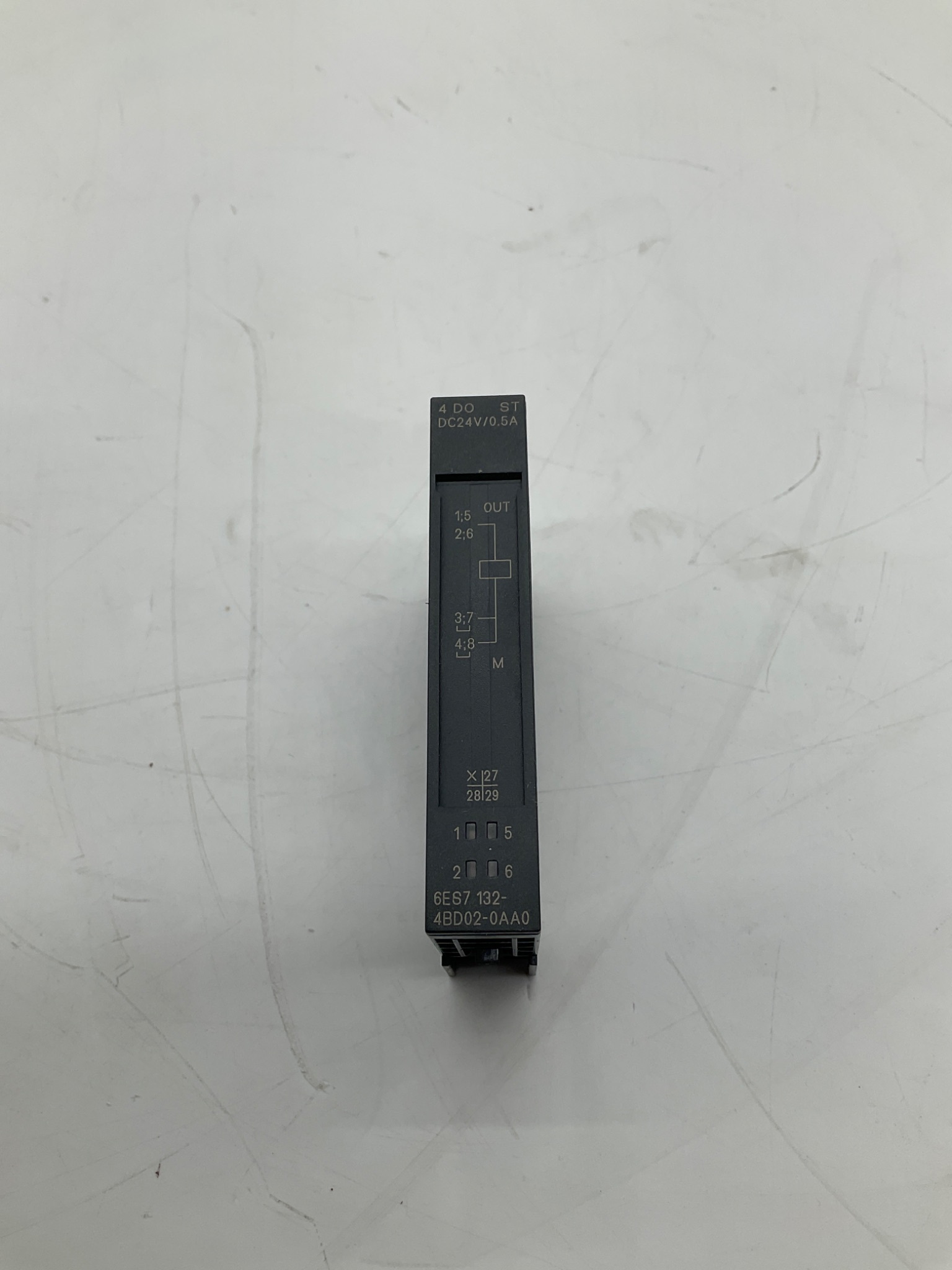 Siemens 6ES7 132-4BD02-0AA0 SIMATIC ET 200S Digital Output Module NEW 4