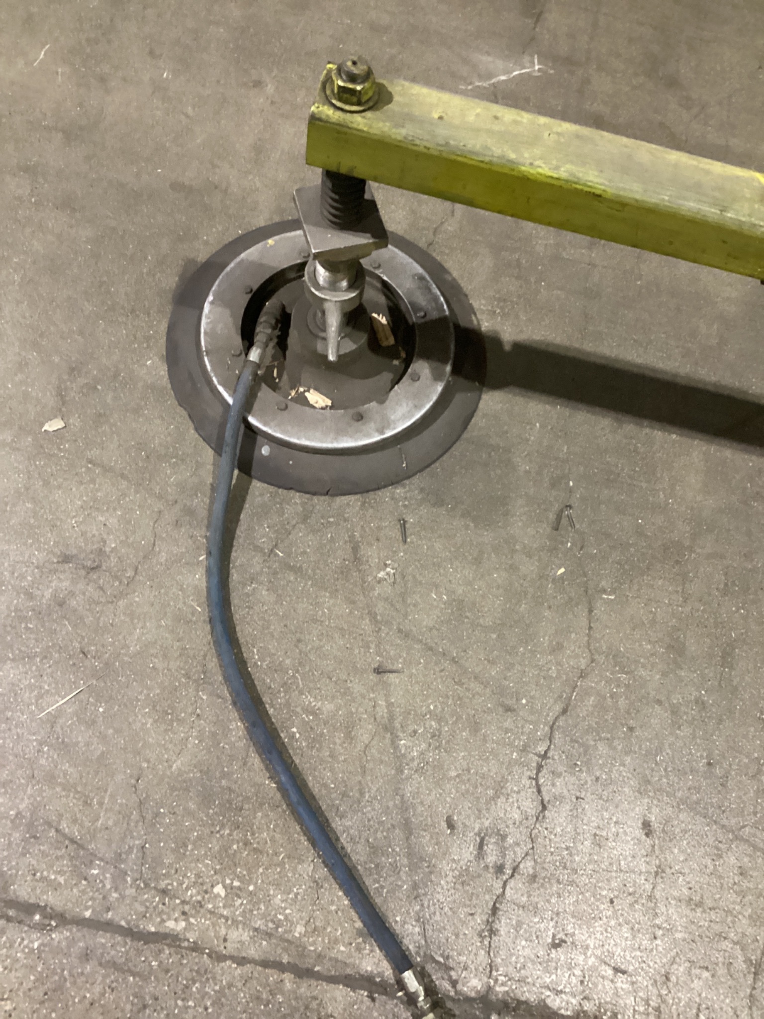 ANVER AP1-02 Vacuum Lifter Dual Pad Lift Assist USED 5