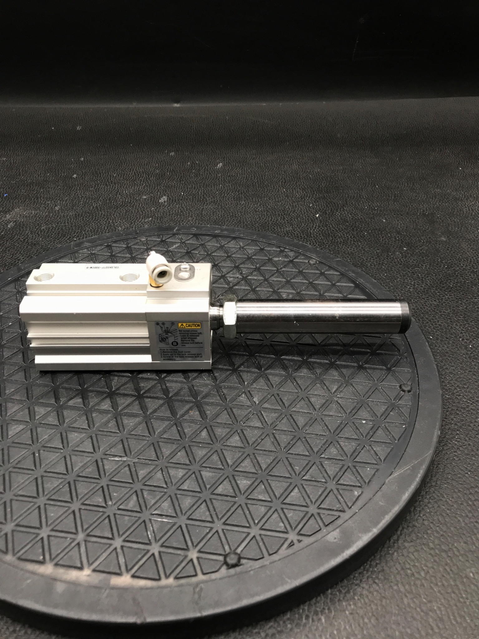 SMC CDLQA32TF-30DCM-B Compact Locking Air Cylinder 2