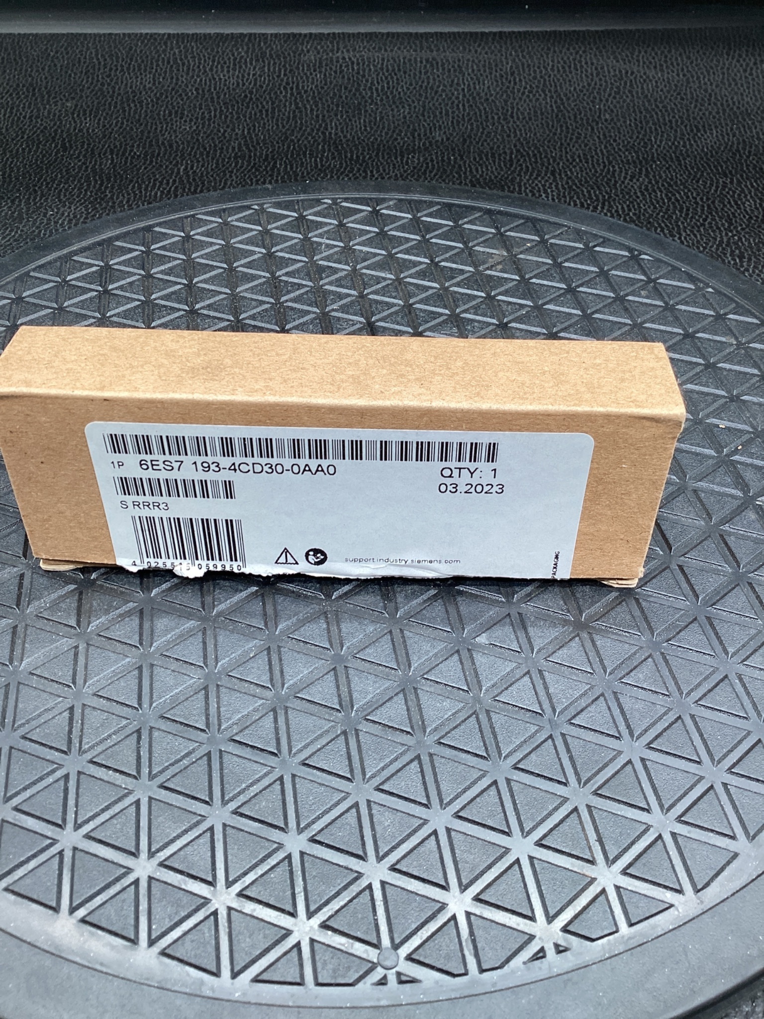 Siemens 6ES7 193-4CD30-0AA0 SIMATIC ET 200S Terminal Module TM-E15C24-01 NEW 1