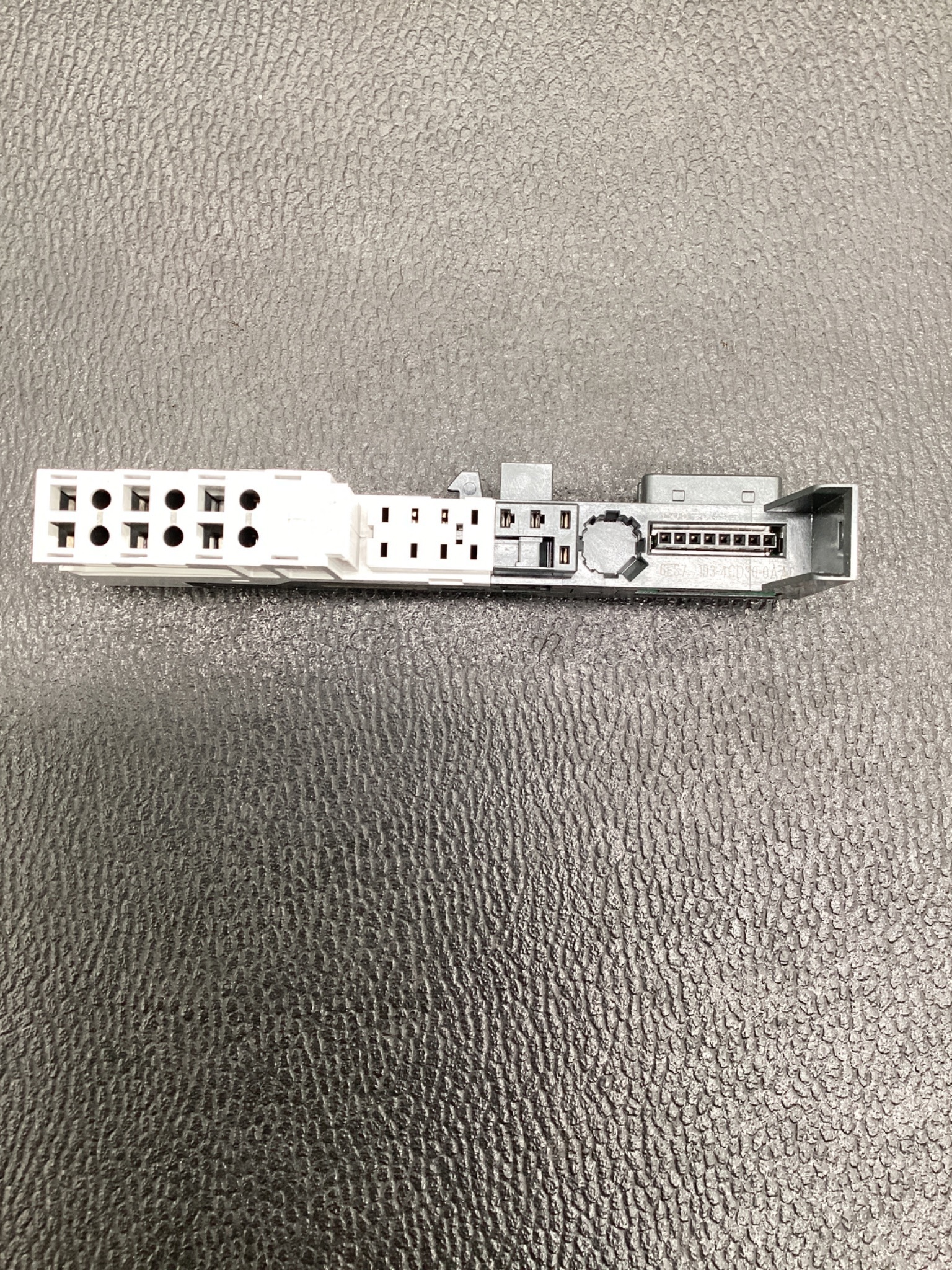 Siemens 6ES7 193-4CD30-0AA0 SIMATIC ET 200S Terminal Module TM-E15C24-01 NEW 3