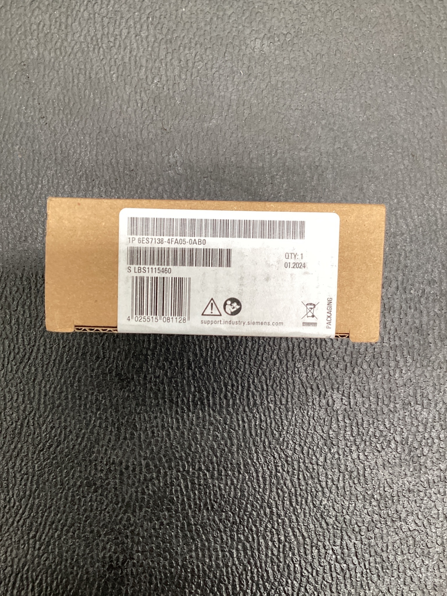 Siemens 6ES7 138-4FA05-0AB0 SIMATIC ET 200S Digital Input Module 4/8 F-DI DC24V NEW 2