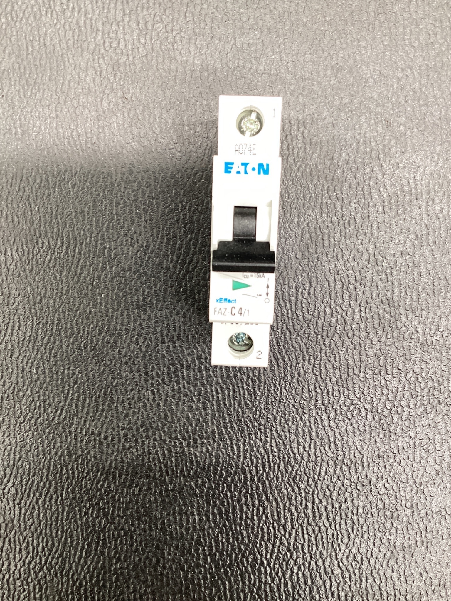 Eaton FAZ-C4/1-SP Miniature Circuit Breaker 4A 1-Pole NEW 2