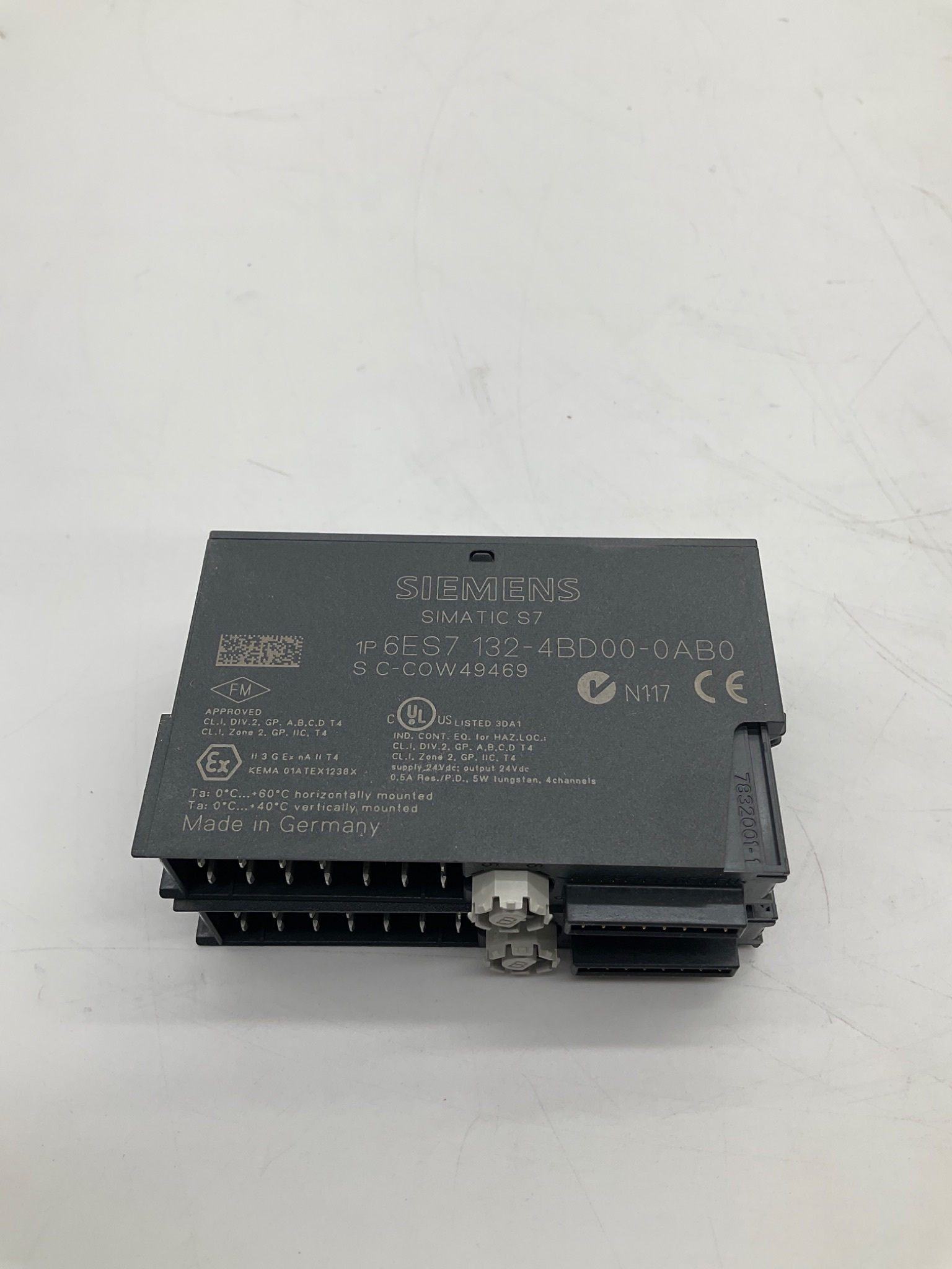 Siemens 6ES7 132-4BD00-0AB0 SIMATIC ET 200S Digital Output Module (Box of 2) NEW 1