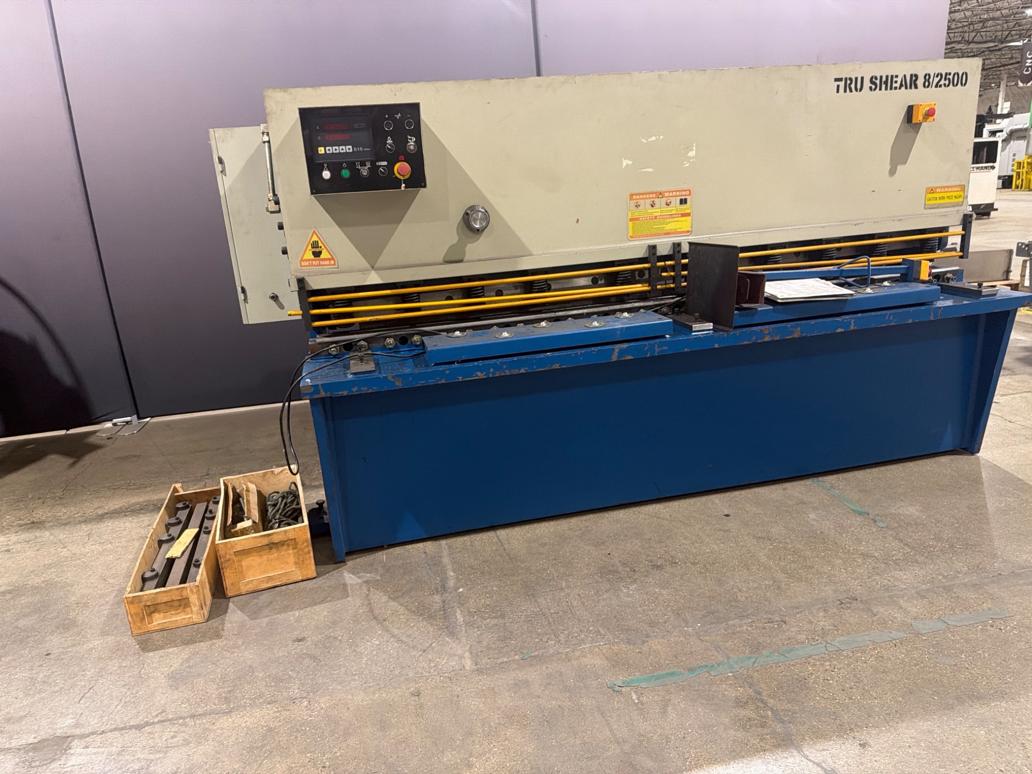10'x1/4" HTC Model 250-10A Hydraulic Shear Used 0