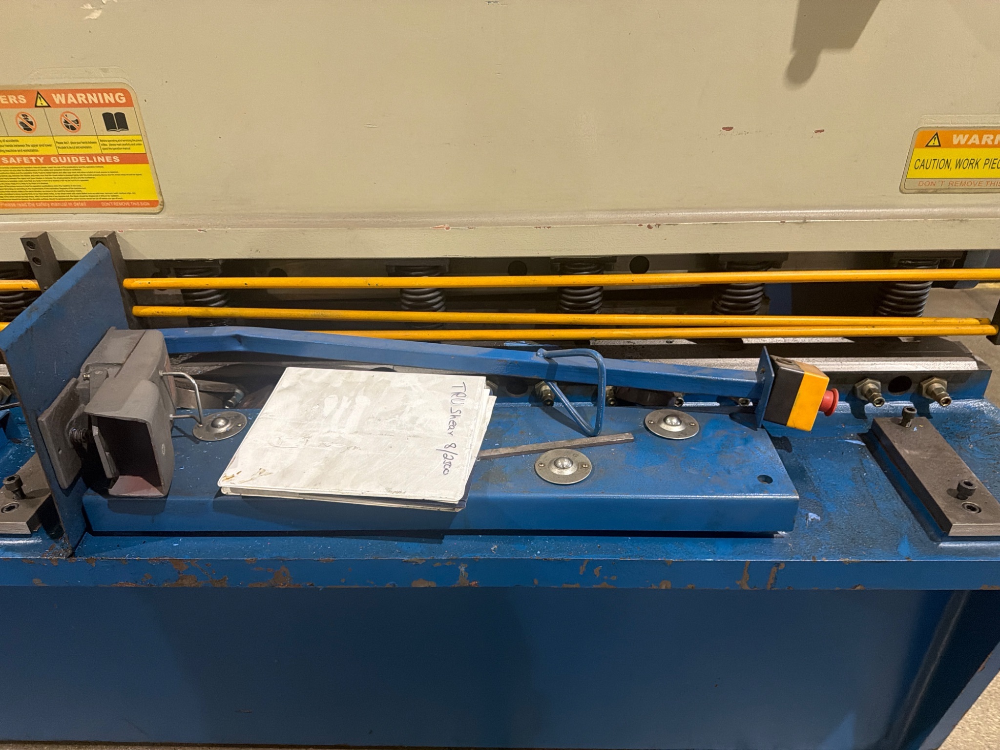 10'x1/4" HTC Model 250-10A Hydraulic Shear Used 4