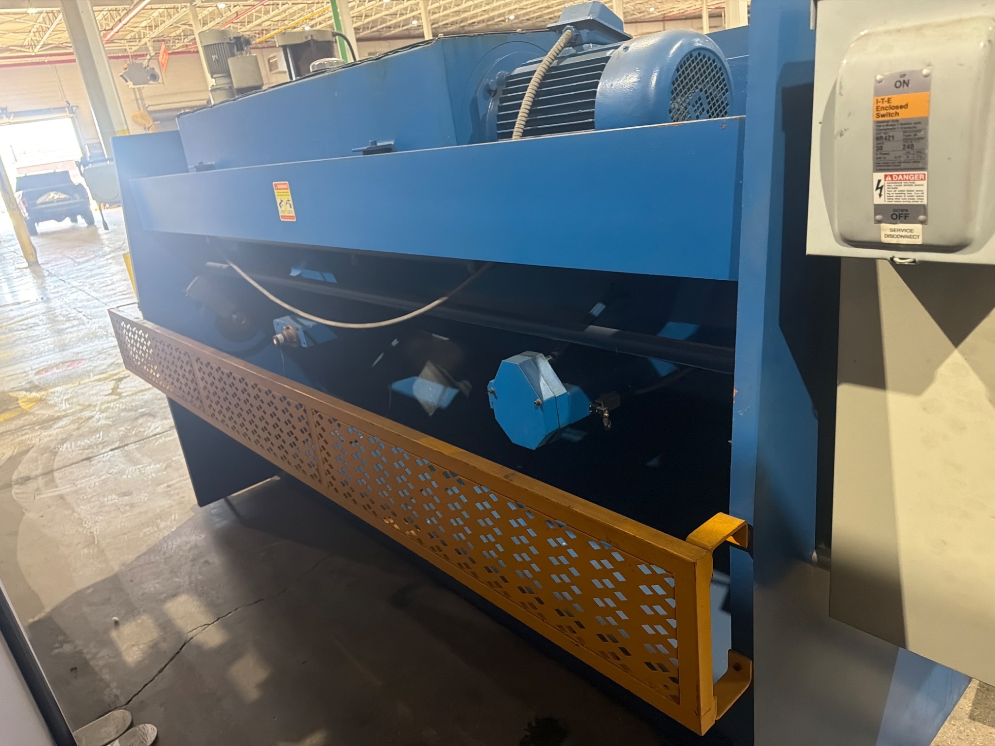 10'x1/4" HTC Model 250-10A Hydraulic Shear Used 10