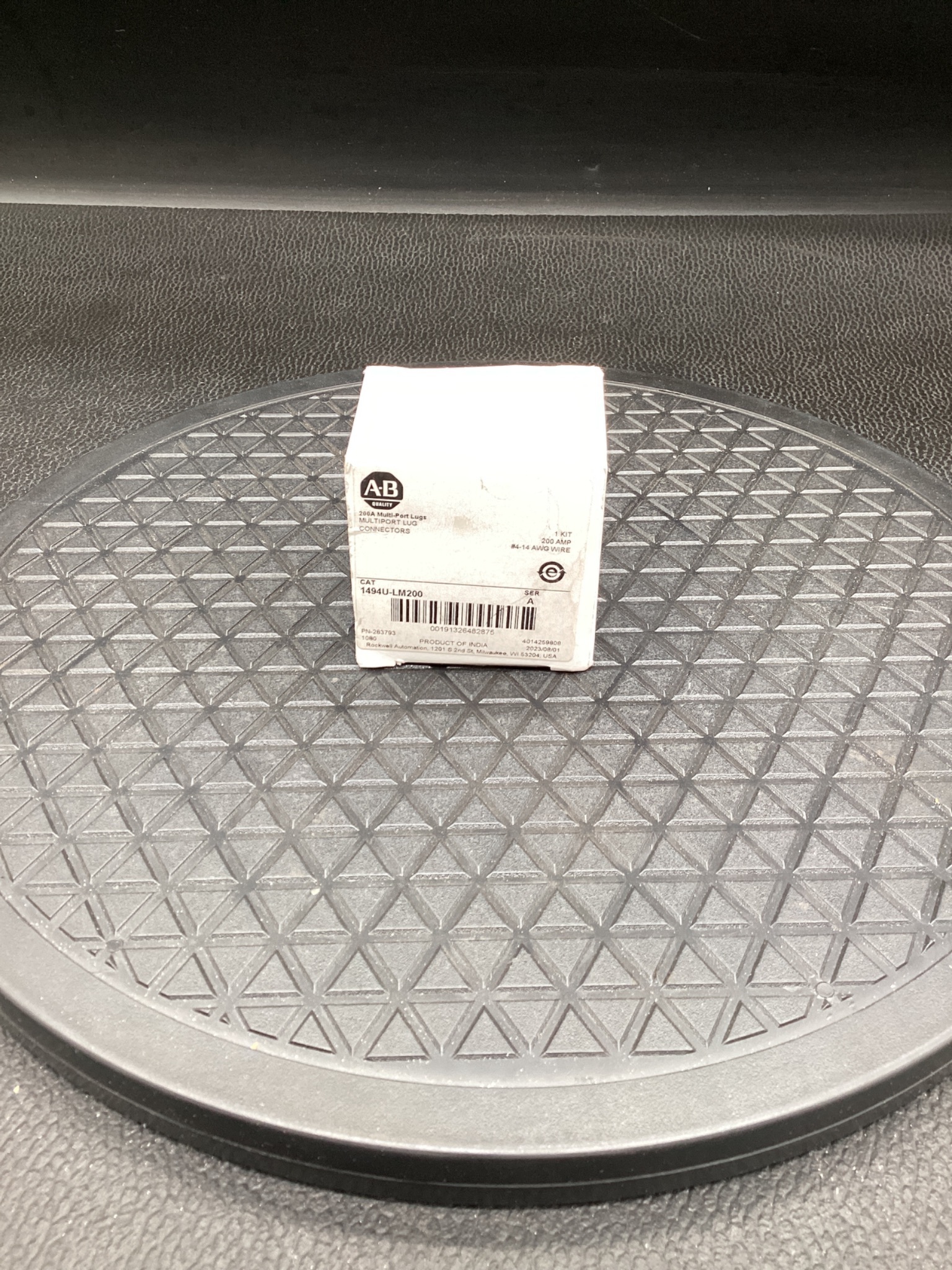Allen-Bradley 1494U-LM200 Multi-Port Lug Kit 200A USED 1