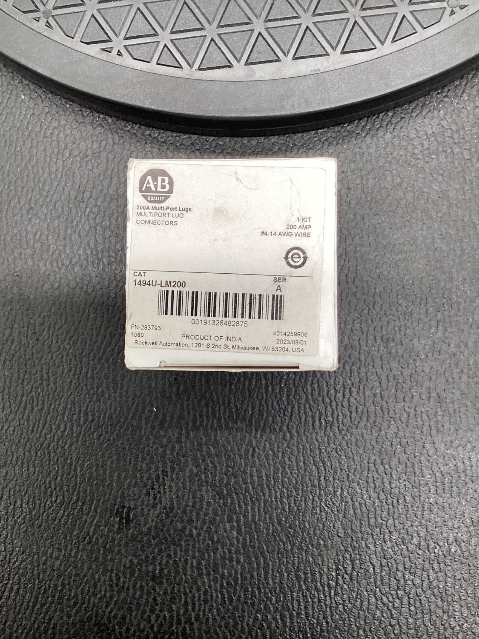 Allen-Bradley 1494U-LM200 Multi-Port Lug Kit 200A USED 2