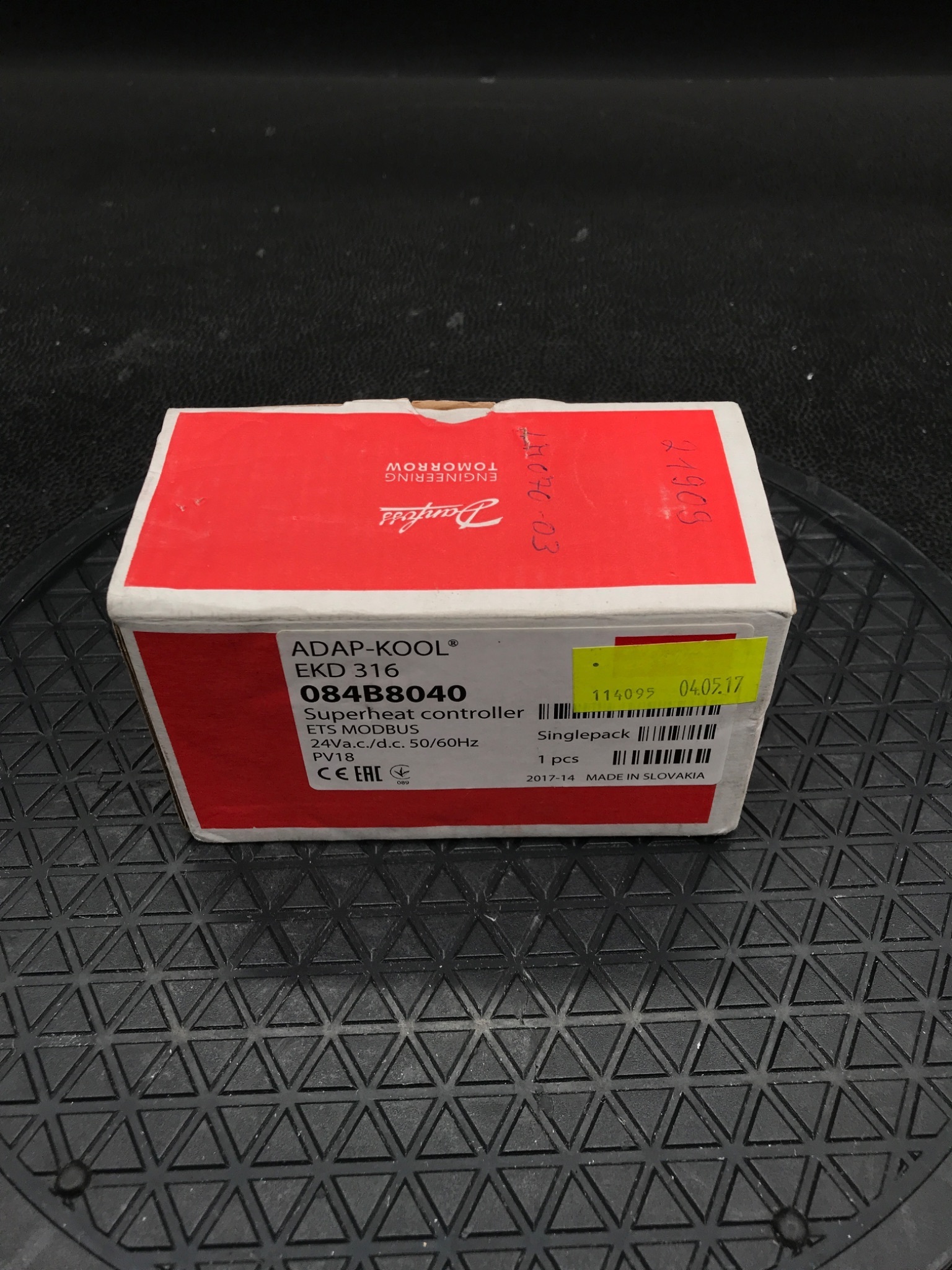DANFOSS EKD 316 084B8040 Superheat Controller NEW 2