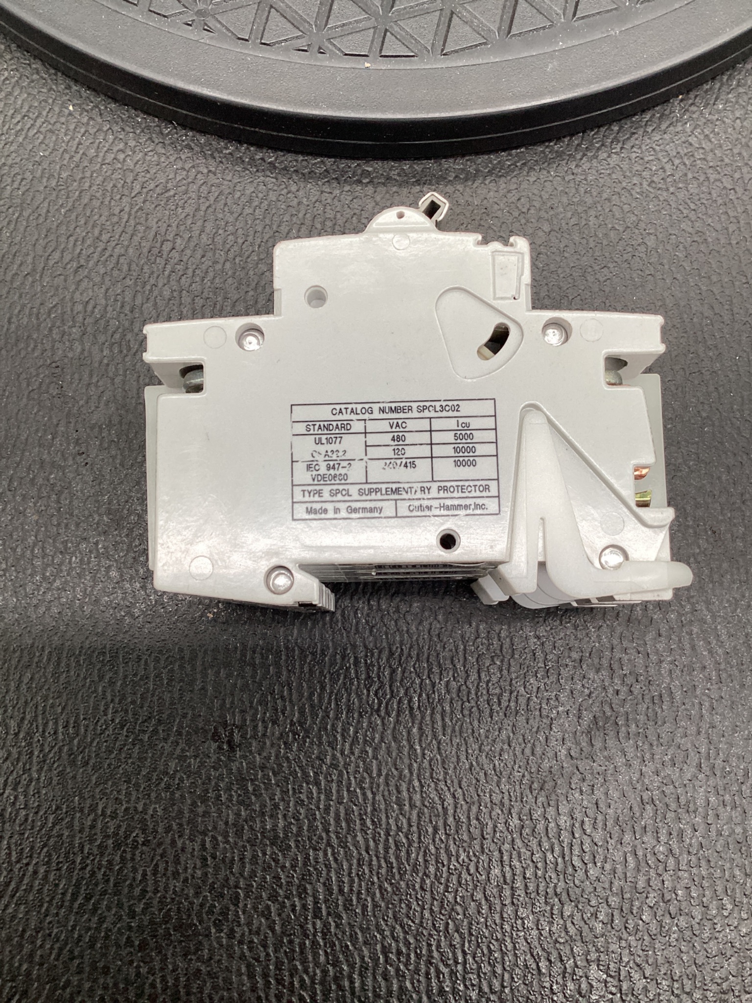 Cutler-Hammer SPCL3C02 Supplementary Protector C2 3-Pole USED 2