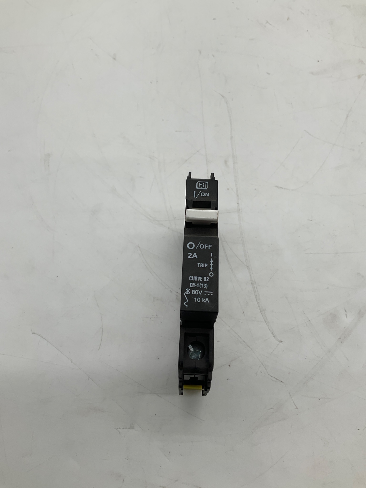 CBI Electric QY-1(13)-DM-U2-2A-B0 Hydraulic Magnetic Circuit Breaker 2.6A USED 2