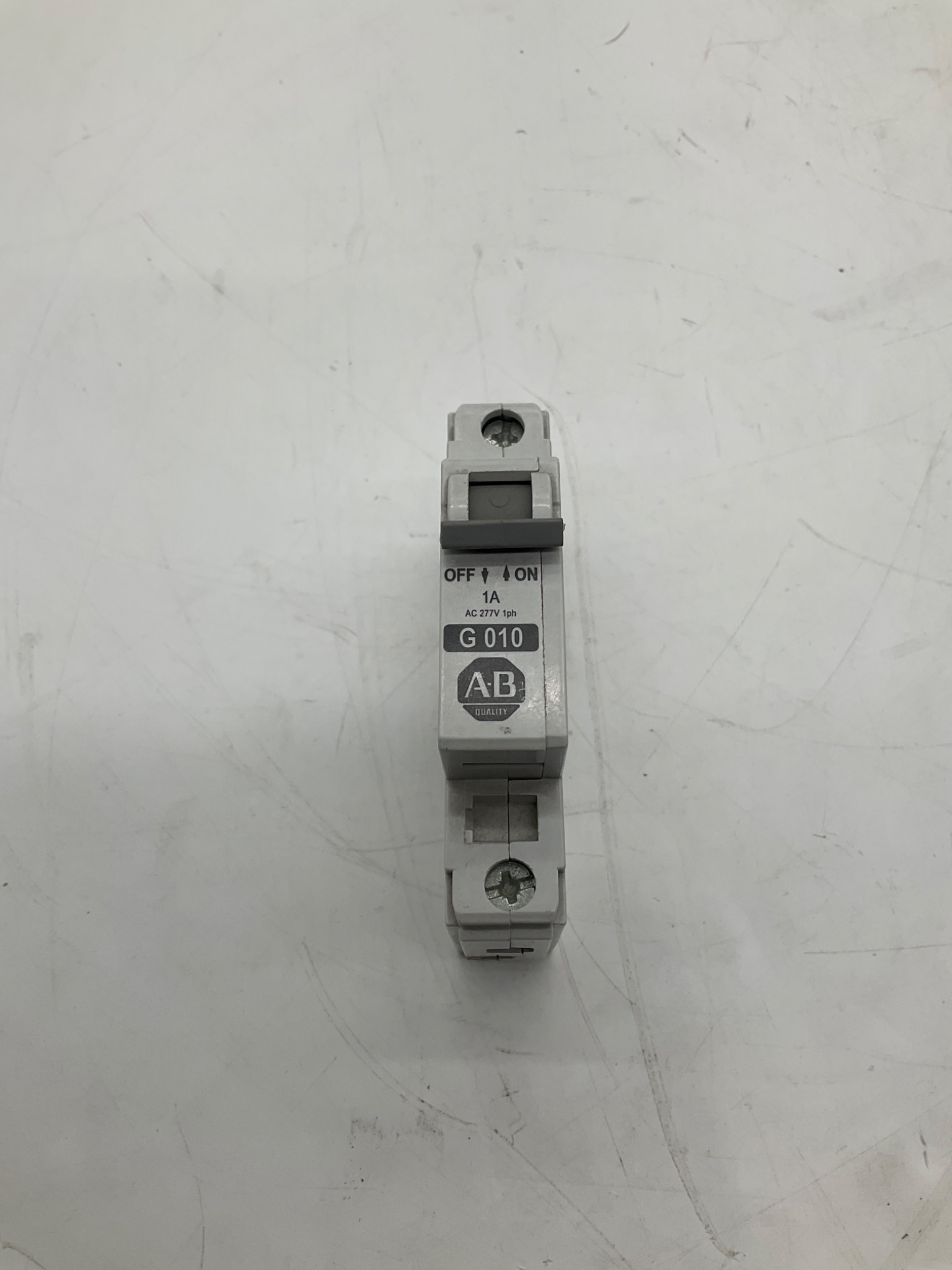 Allen-Bradley 1492-CB1 G010 Supplementary Protector 1A 1-Pole USED 0