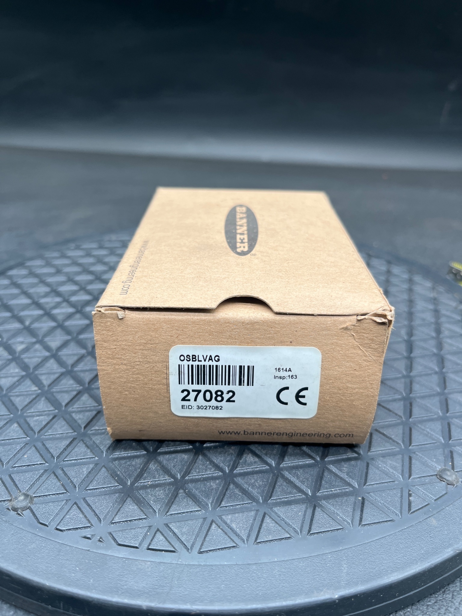 BANNER 27082 OSBLVAG Photoelectric Sensor - NEW 0