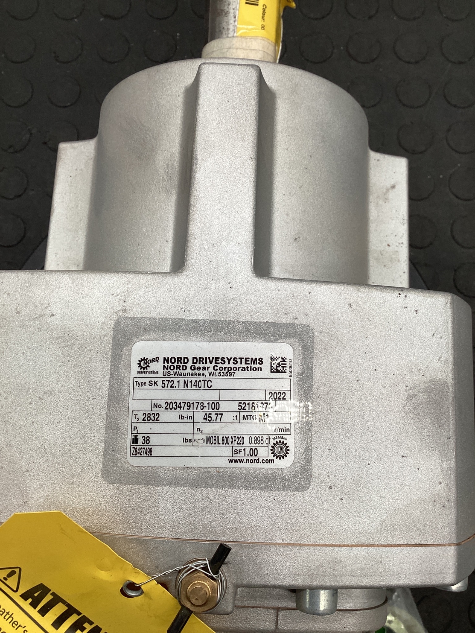 NORD DRIVESYSTEMS 203479178-100 SK 572.1 N140TC Gear Reducer - USED 7