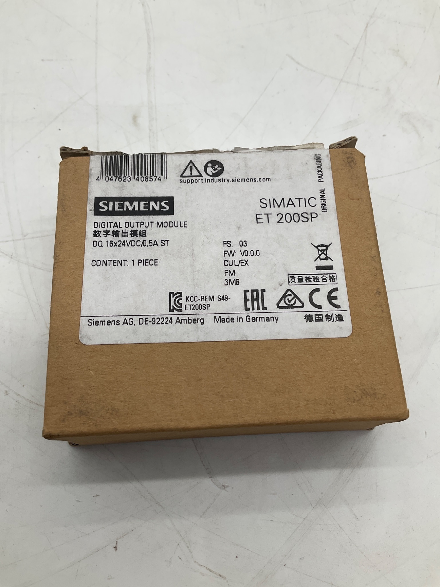 Siemens 6ES7 132-6BH01-0BA0 SIMATIC ET 200SP Digital Output Module NEW 3