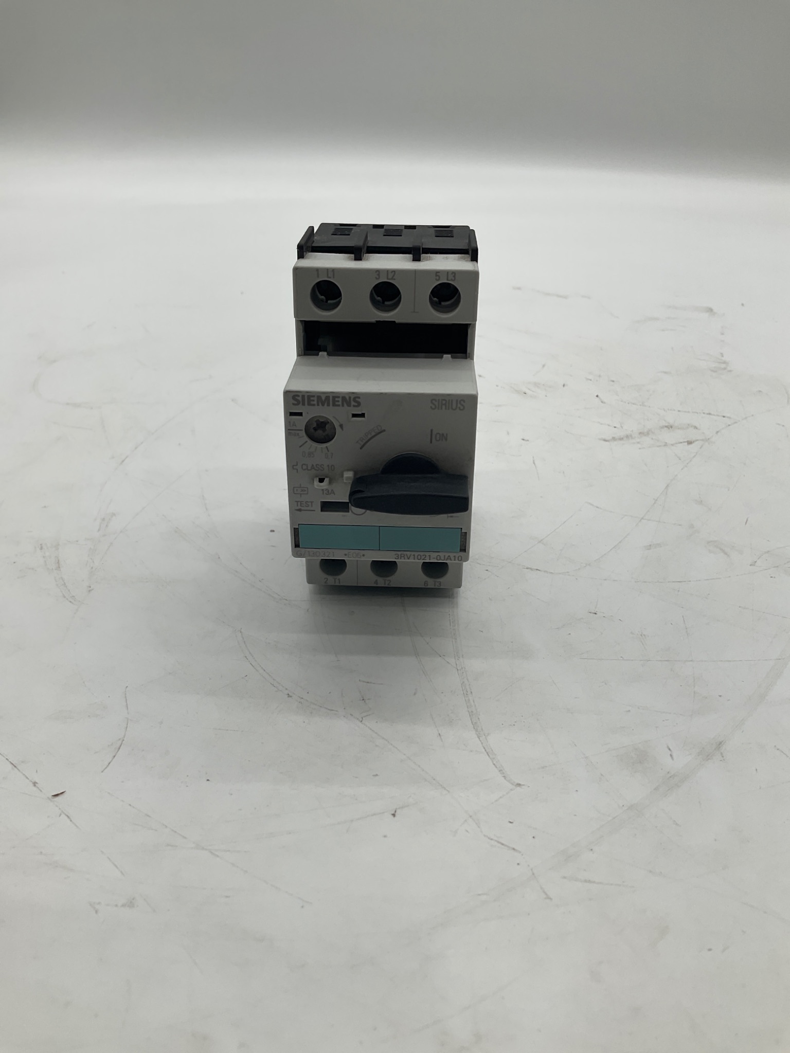 Siemens 3RV1021-0JA10 SIRIUS Motor Protection Circuit Breaker 0.7-1.0A USED 0