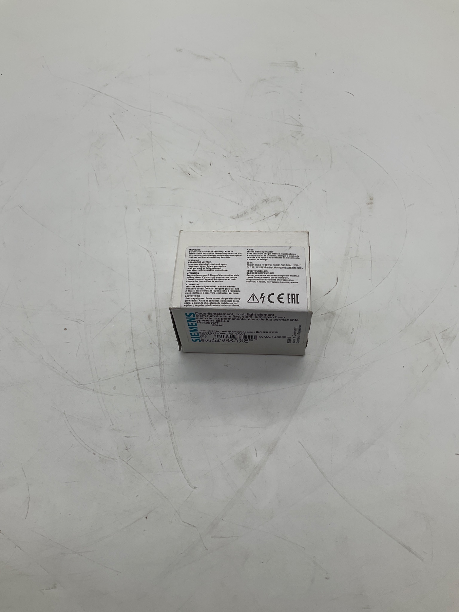 Siemens 8WD4 200-1AC Green Continuous Light Element 230V AC/DC NEW 0