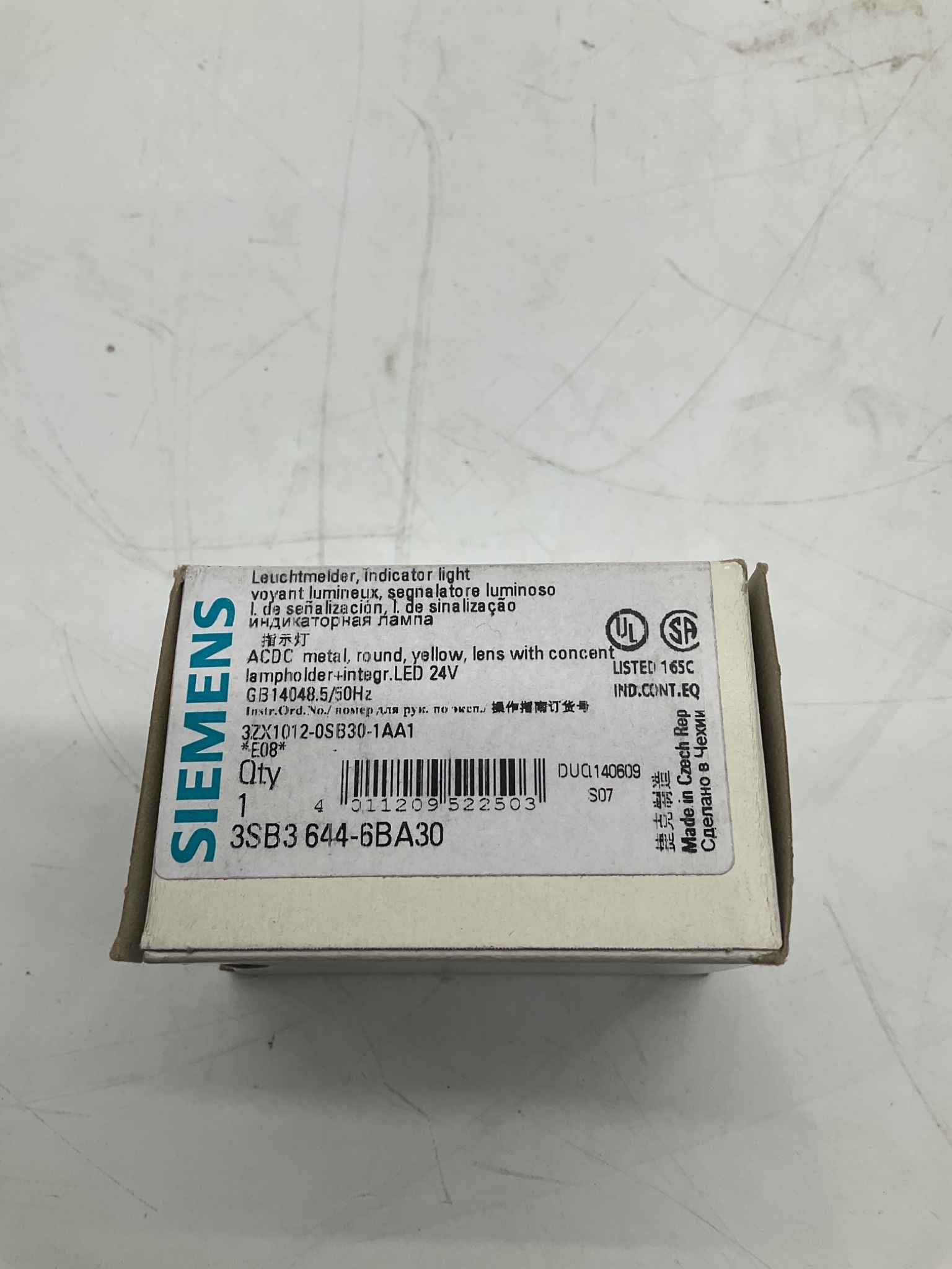 Siemens 3SB3644-6BA30 Yellow LED Indicator Light 24V AC/DC NEW 1