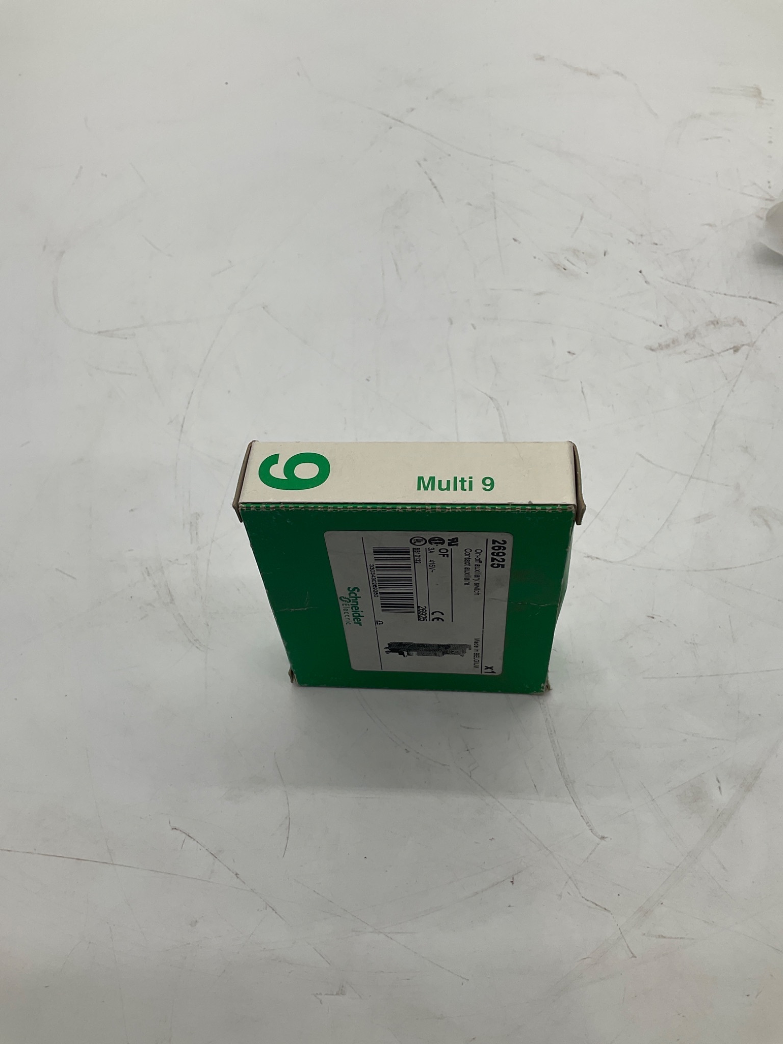 Schneider Electric 26925 On-Off Auxiliary Switch NEW 1