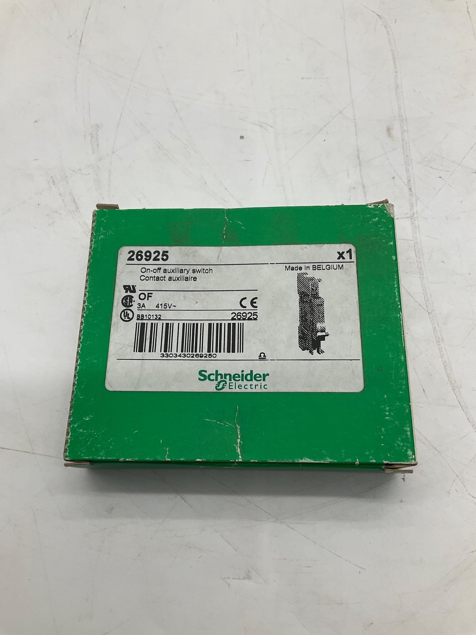 Schneider Electric 26925 On-Off Auxiliary Switch NEW 2