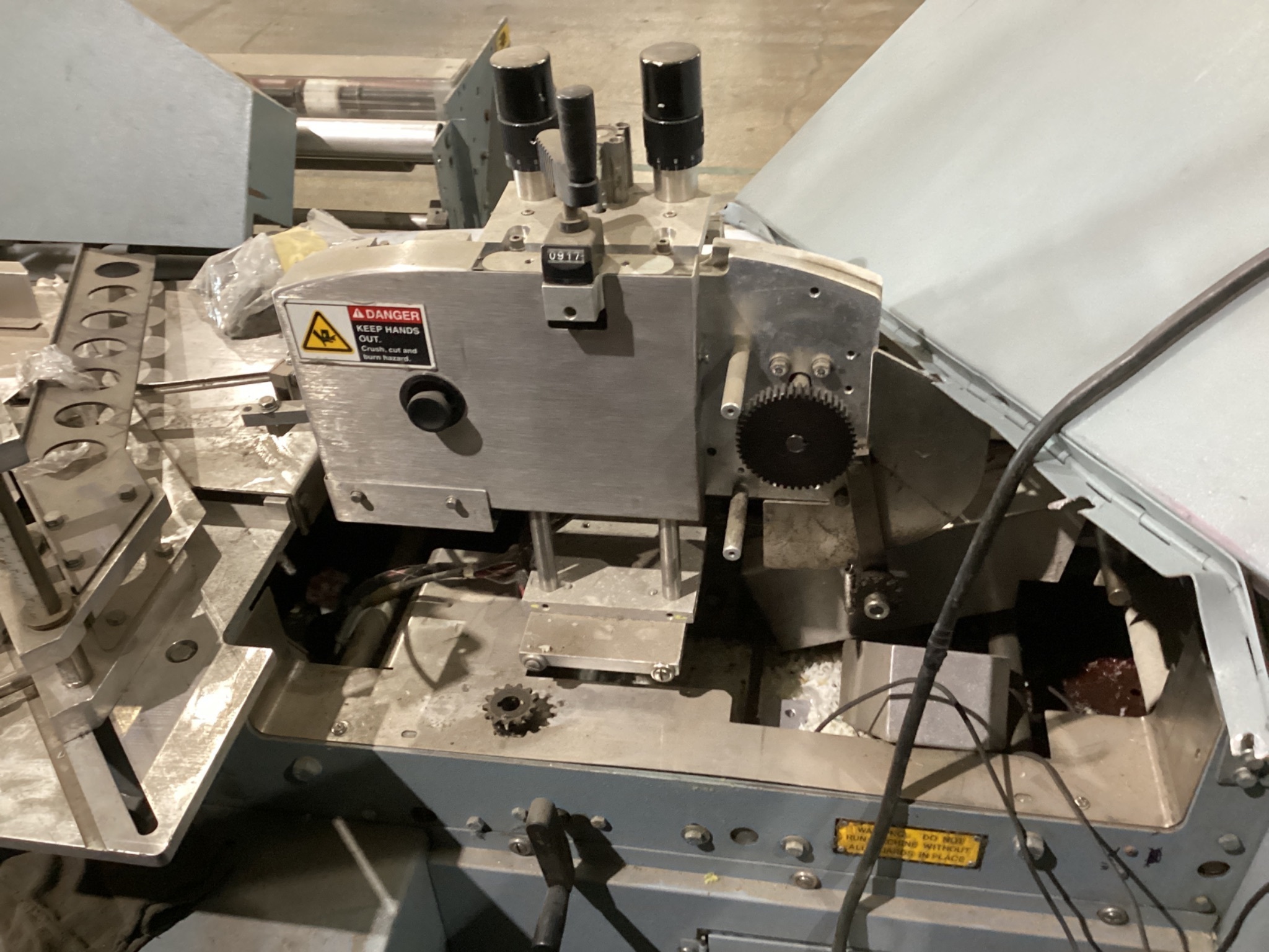 SHANKLIN F-5A Automatic L-Sealer USED 6
