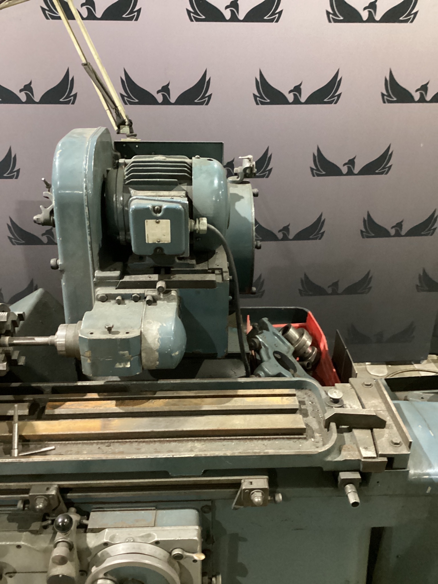JONES & SHIPMAN 1300 Cylindrical Grinder 10" x 27" USED 3