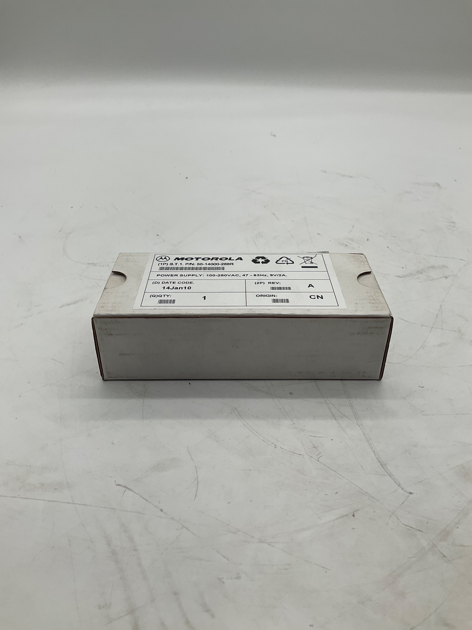 MOTOROLA 50-14000-266R AC Power Adapter 9V 2A NEW 0