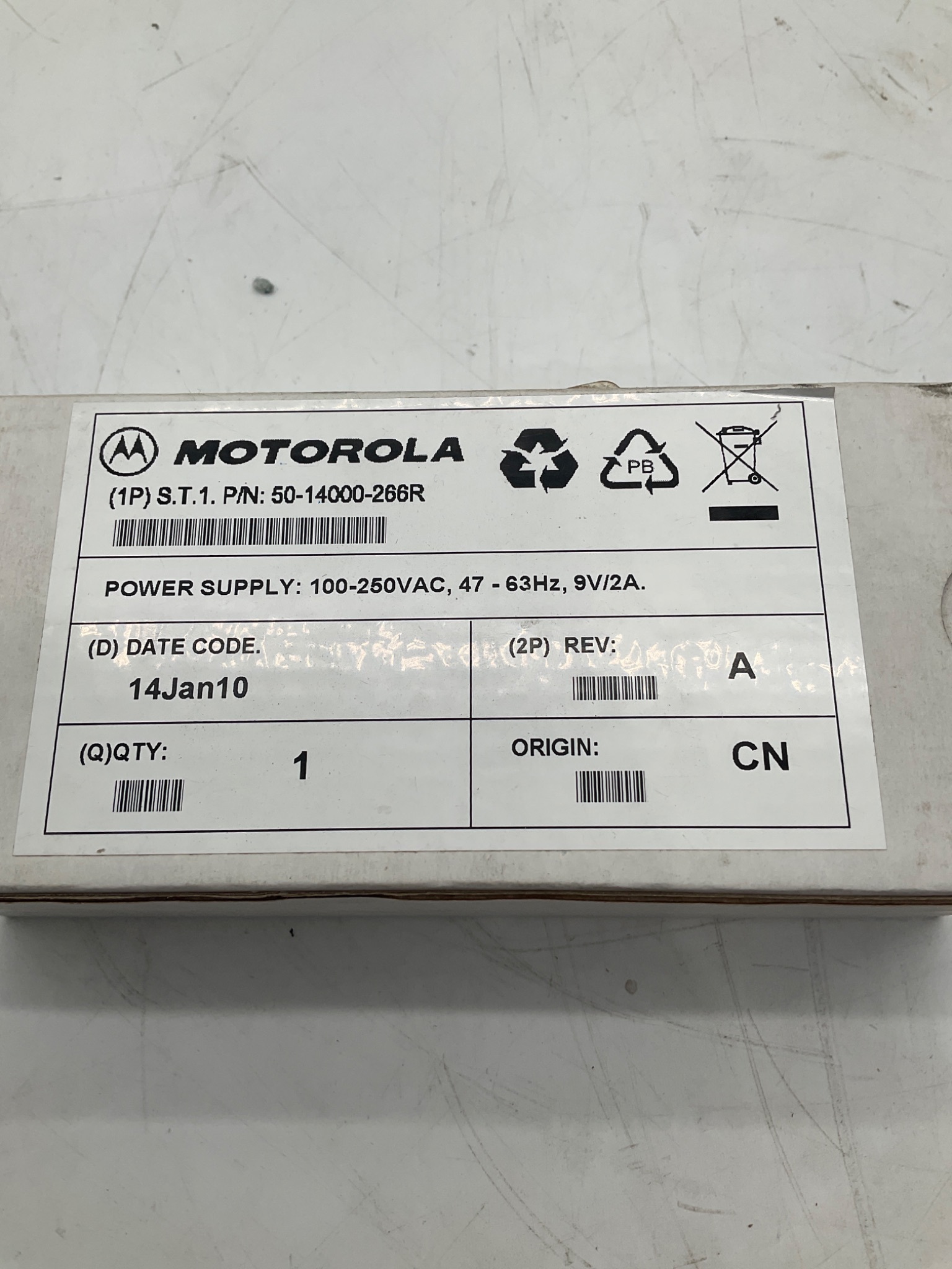MOTOROLA 50-14000-266R AC Power Adapter 9V 2A NEW 1