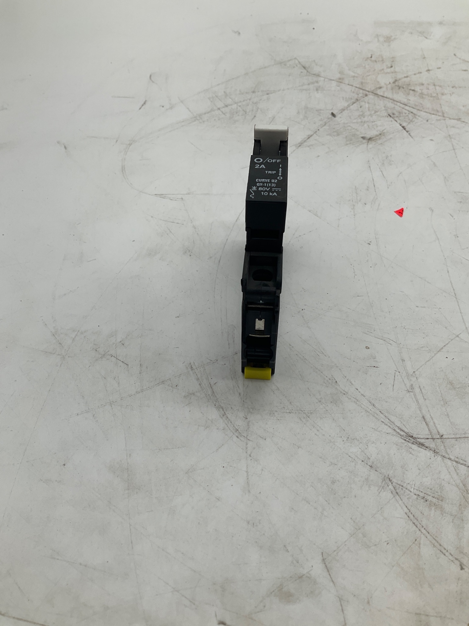 CBI ELECTRIC QY-1(13)-DM-U2-2A-B0 Miniature Circuit Breaker 2A 80VDC USED 2