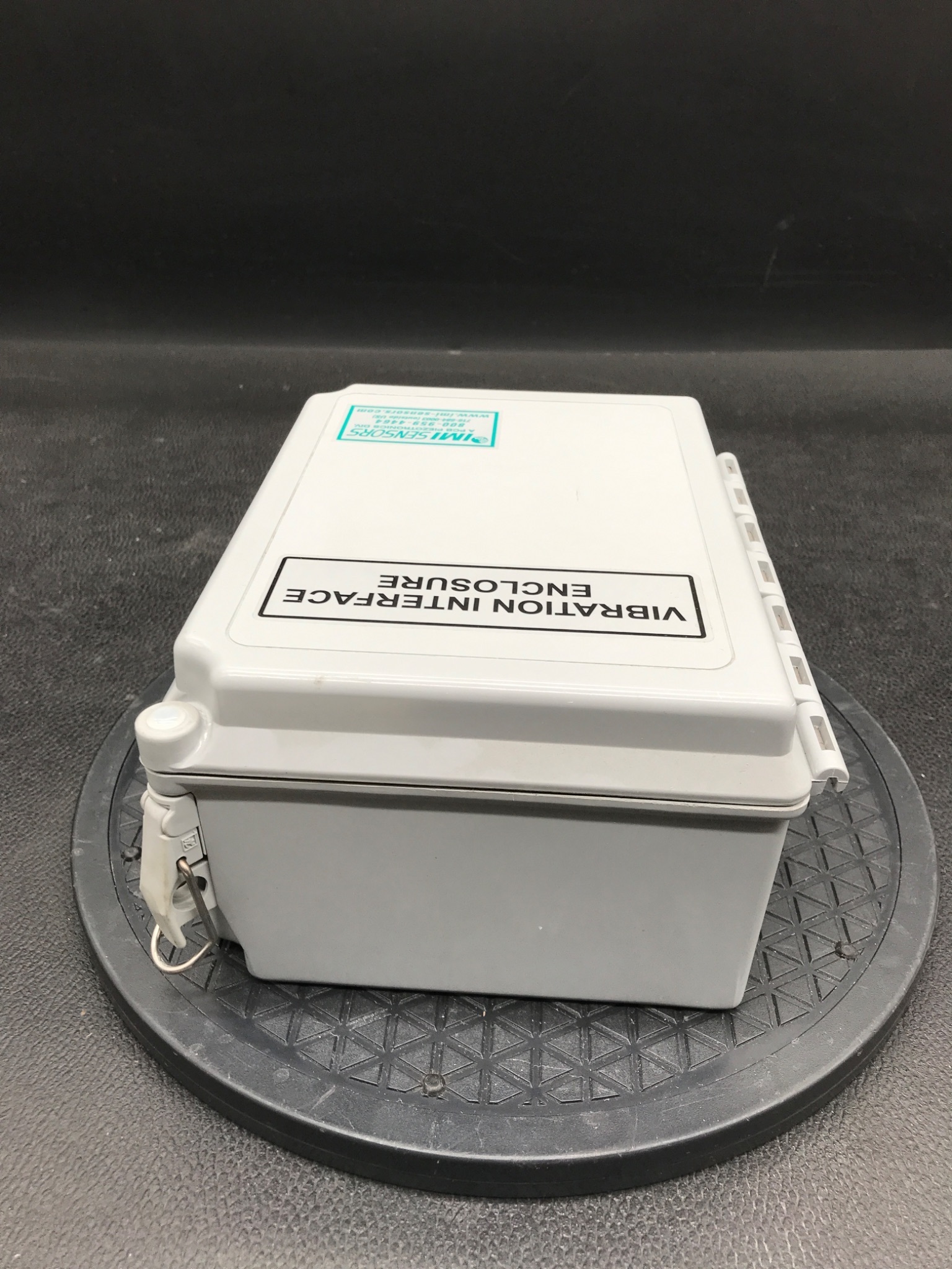 HOFFMAN A864CHQRFG NEMA 4X IP66 Vibration Interface Enclosure NEW 3