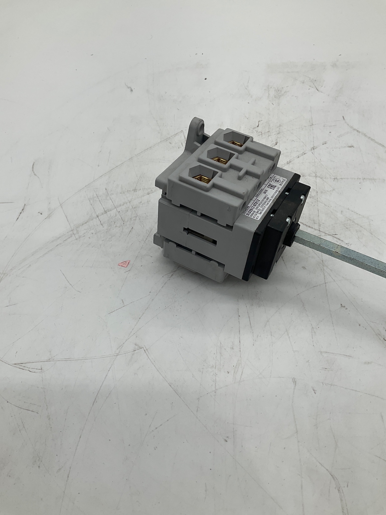 SIEMENS 3LD2517-0TK13 Rotary Disconnect Switch Assembly USED 3