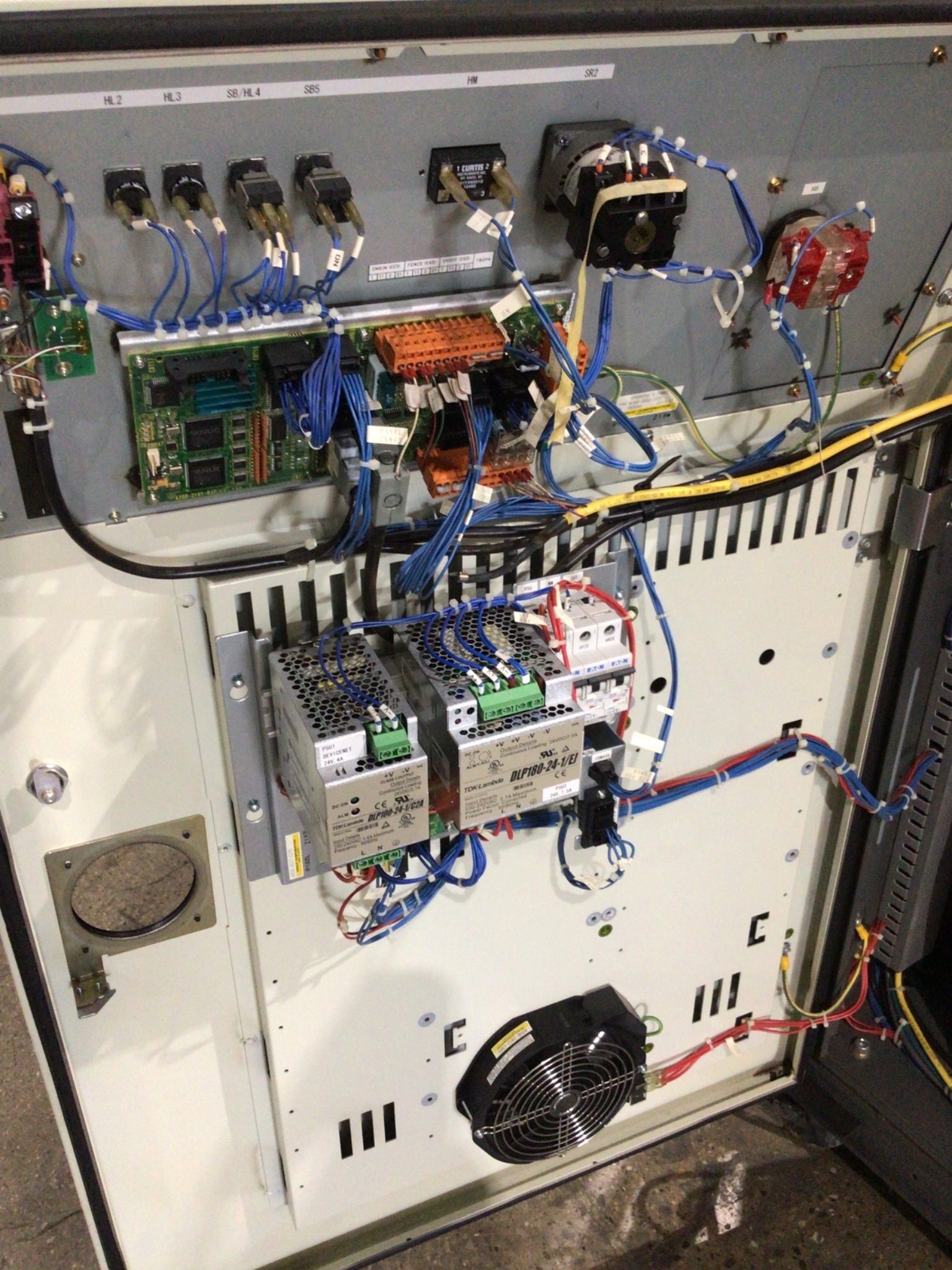 FANUC M-900iA/350 Complete With R-30iA Controller & WTC 6005 Weld Control USED 9