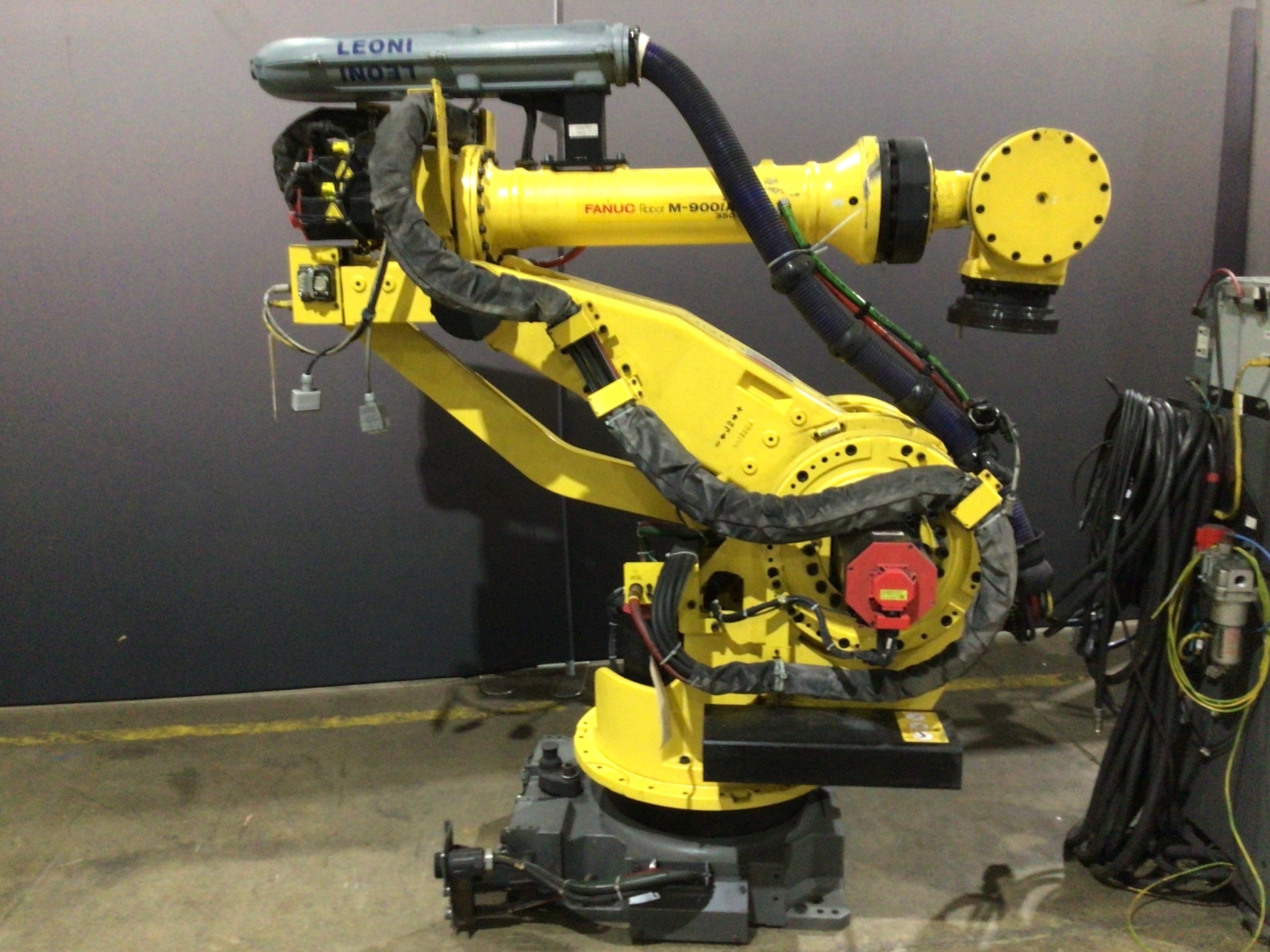 FANUC M-900iA/350 Complete With R-30iA Controller & WTC 6005 Weld Control USED 1